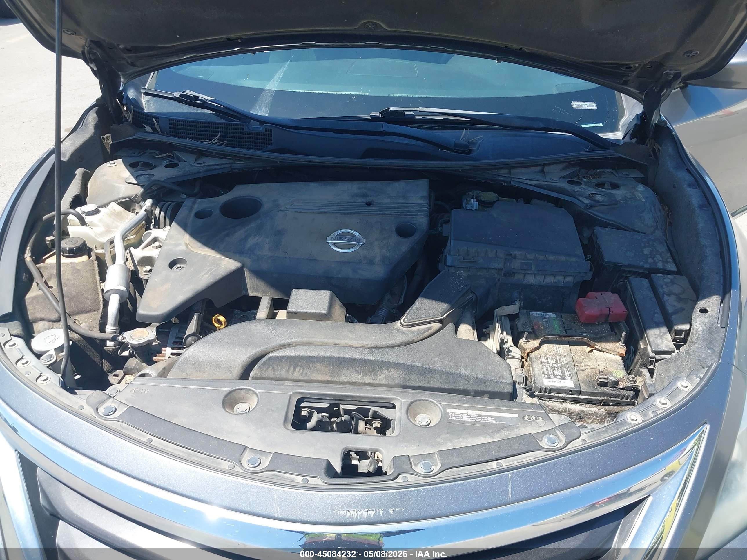 NISSAN ALTIMA image 10