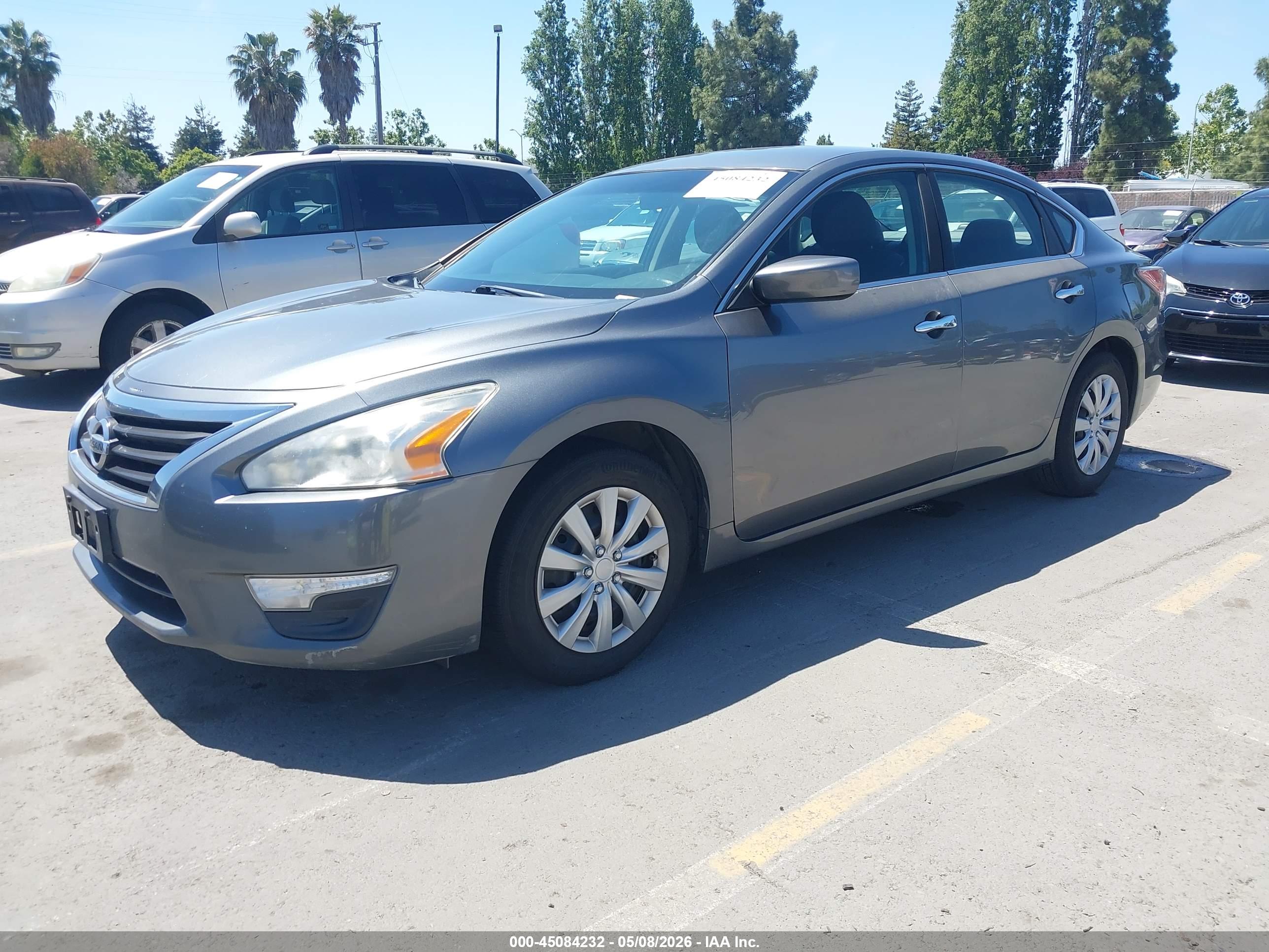 NISSAN ALTIMA image 2