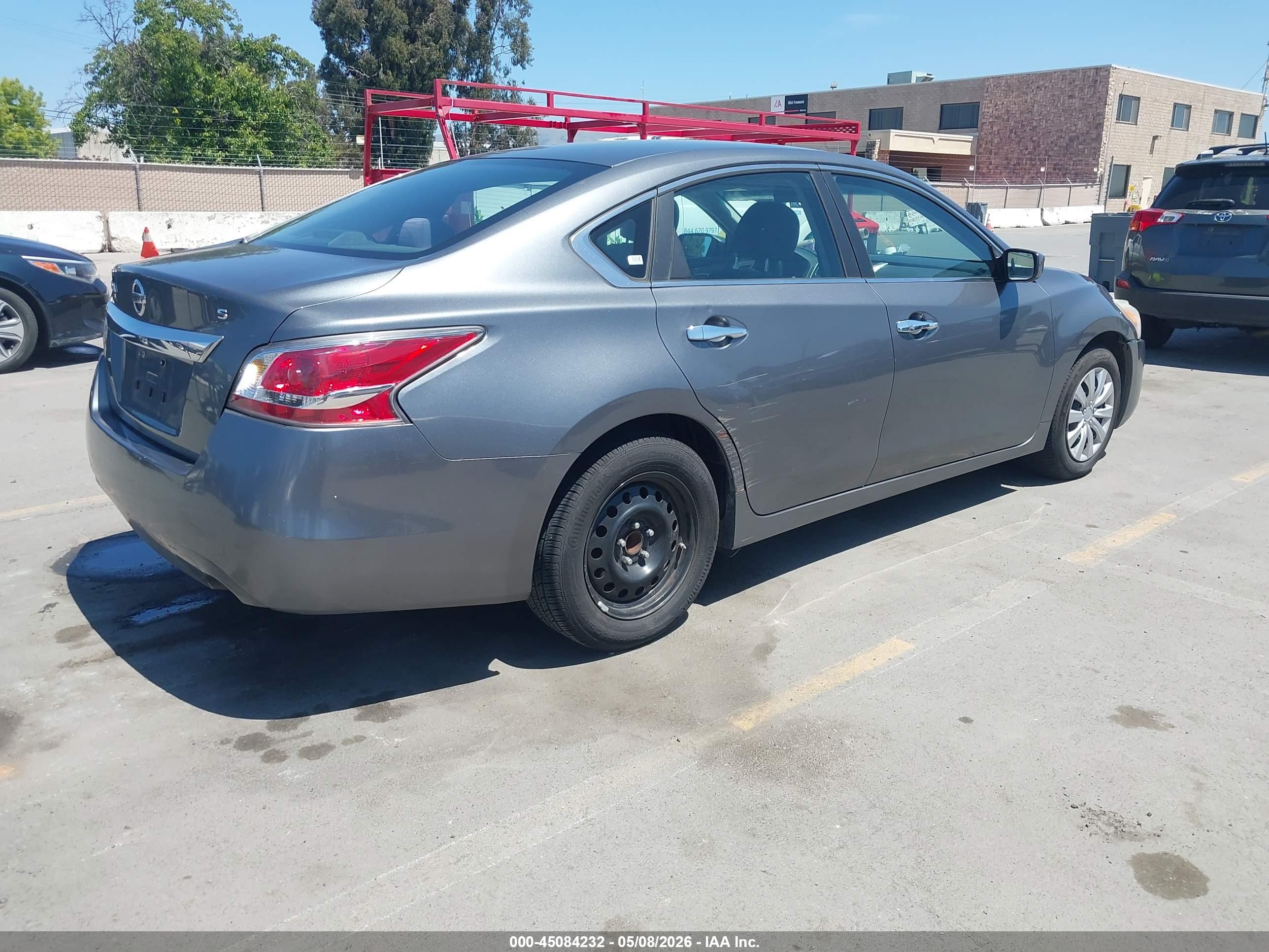 NISSAN ALTIMA image 4