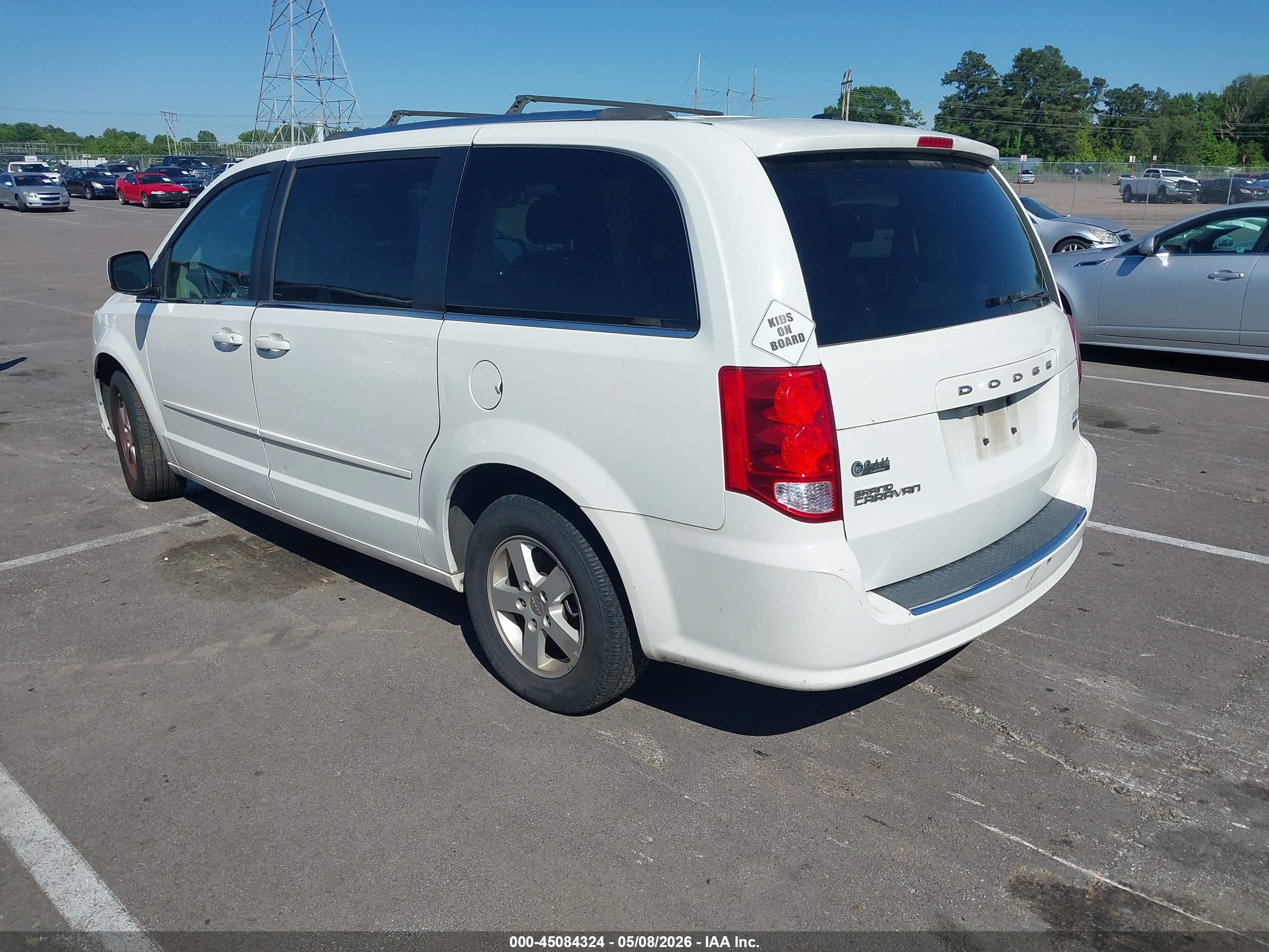 DODGE GRAND image 3