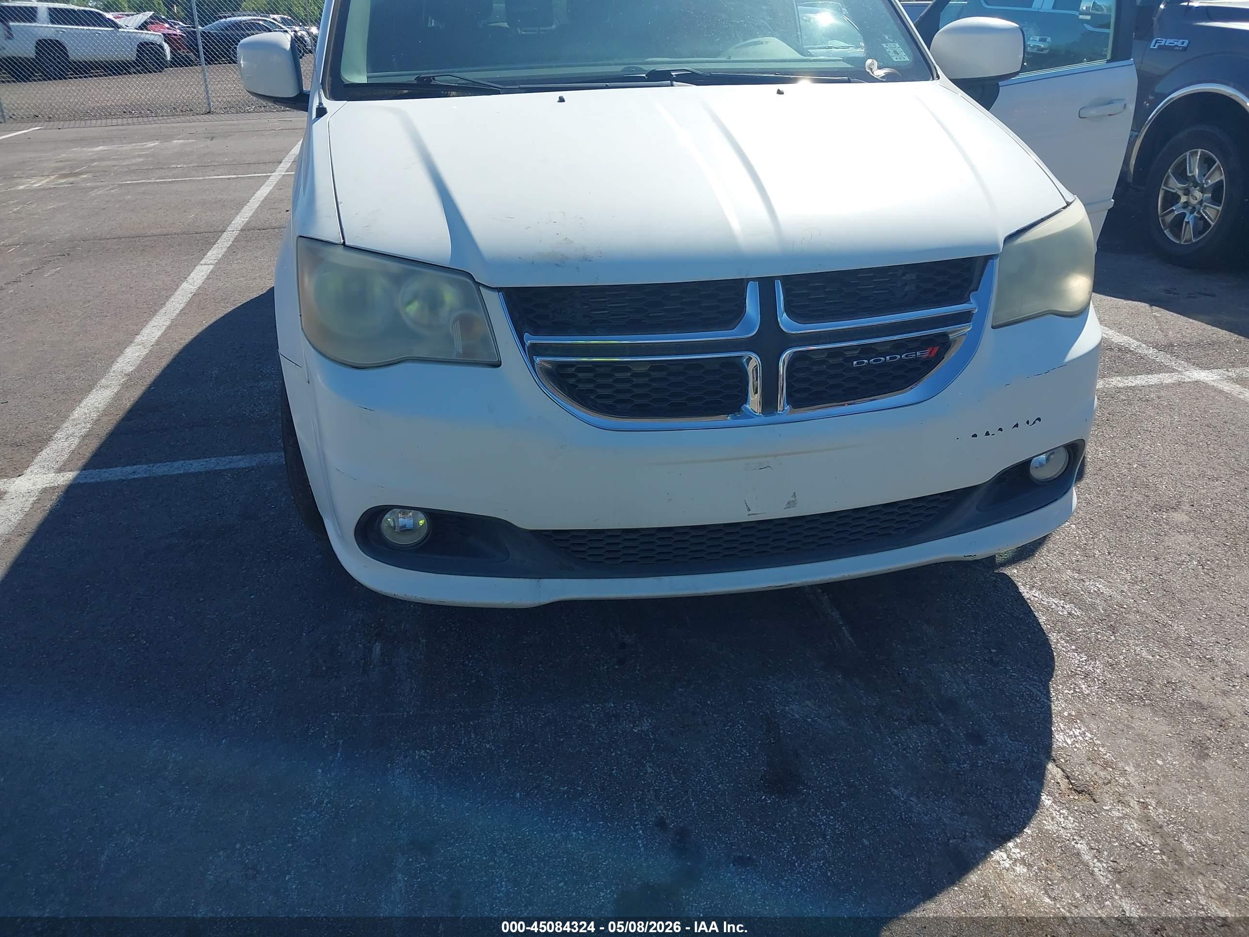 DODGE GRAND image 6