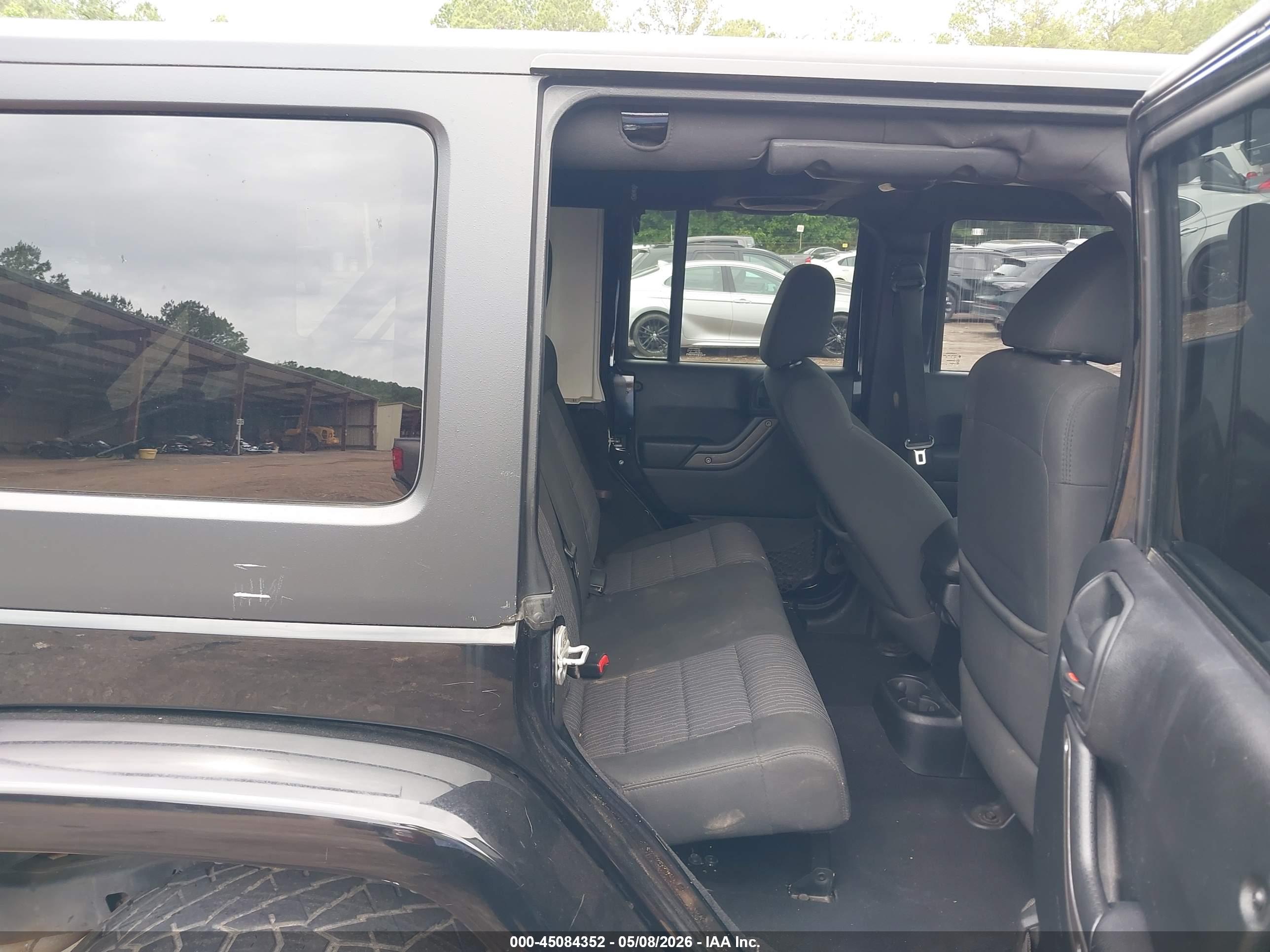 JEEP WRANGLER image 8