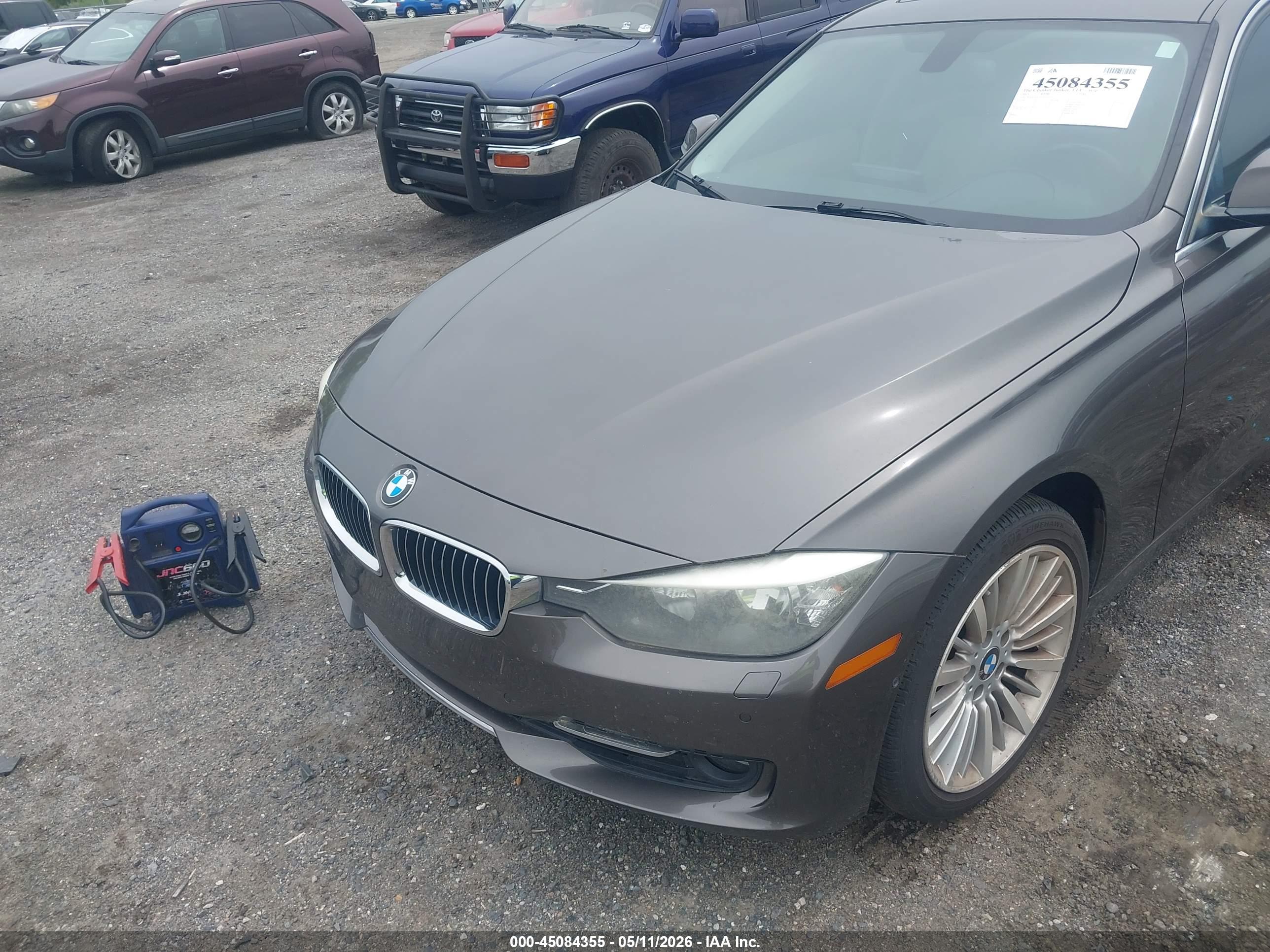 BMW 328I image 6