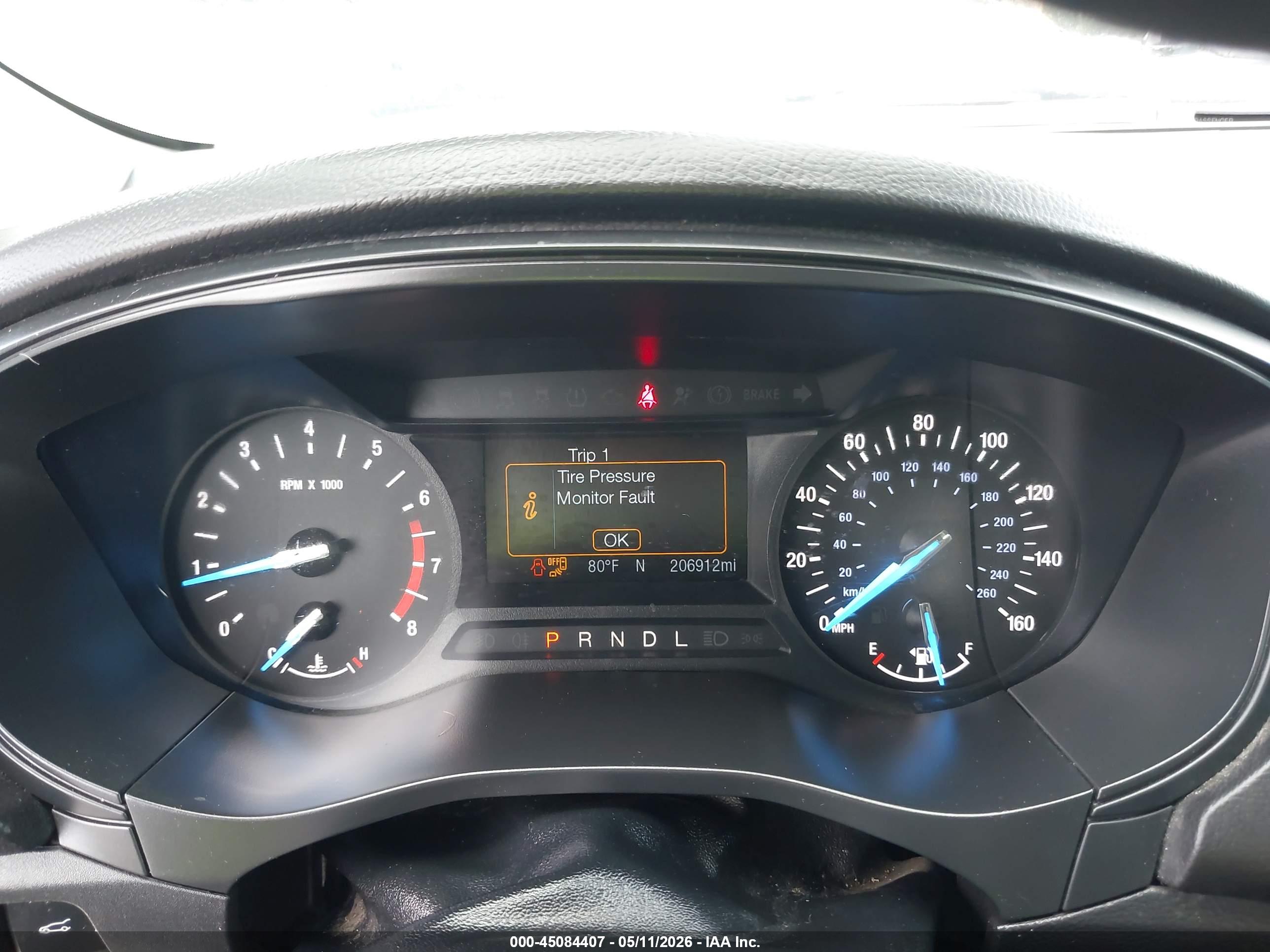 FORD FUSION image 7