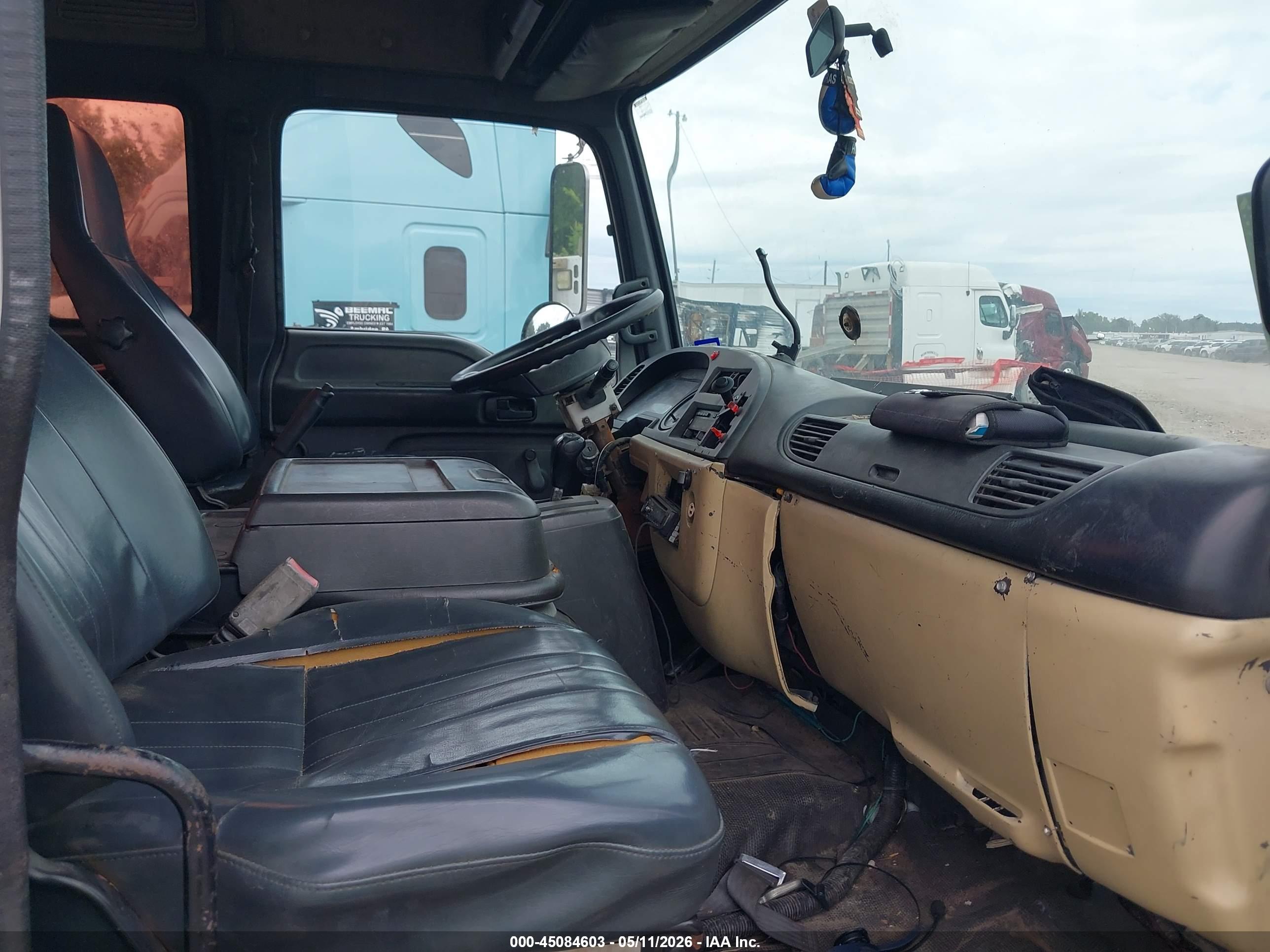ISUZU FRR image 8