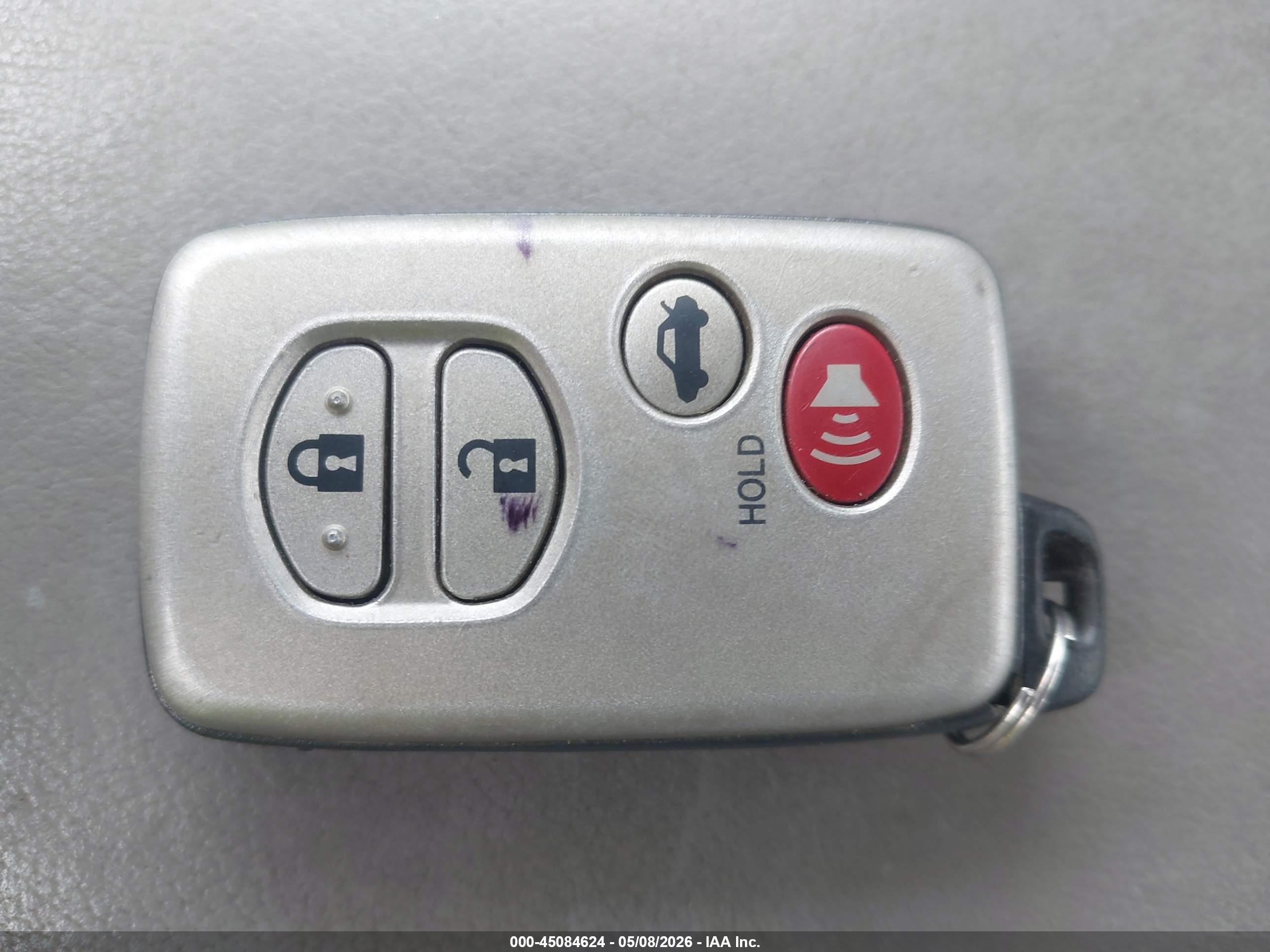 TOYOTA CAMRY image 11