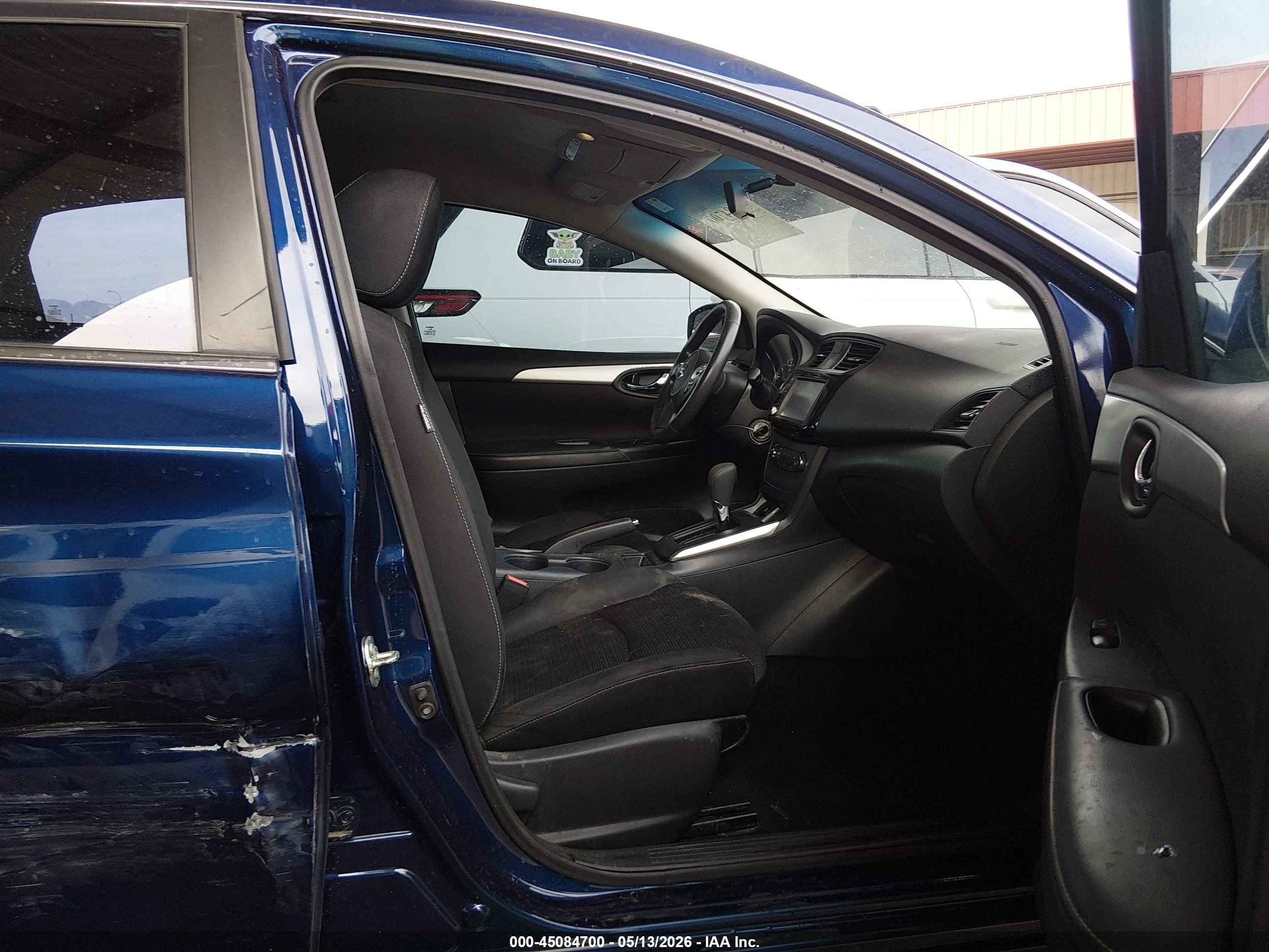 NISSAN SENTRA image 5