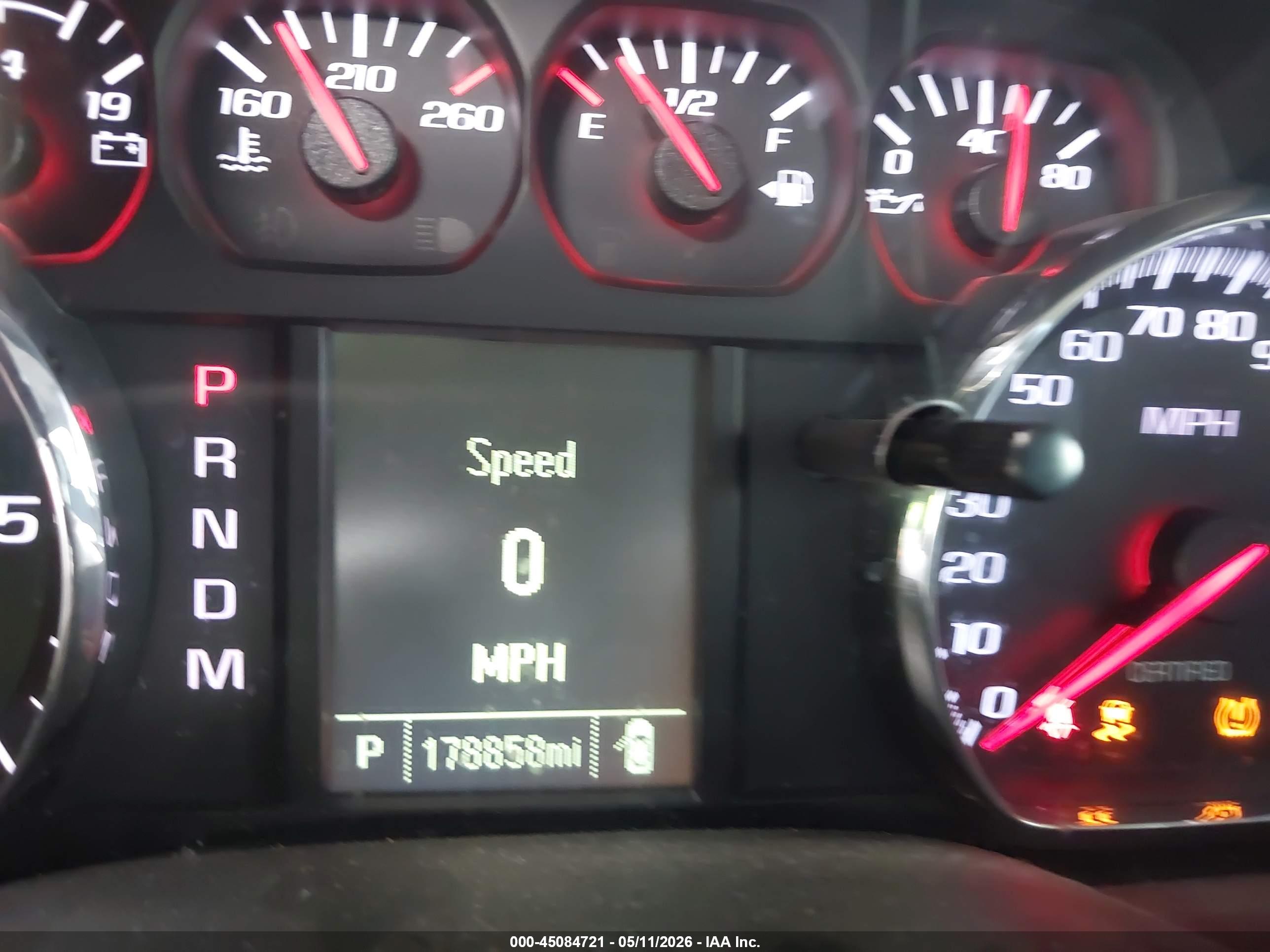 CHEVROLET TAHOE image 7