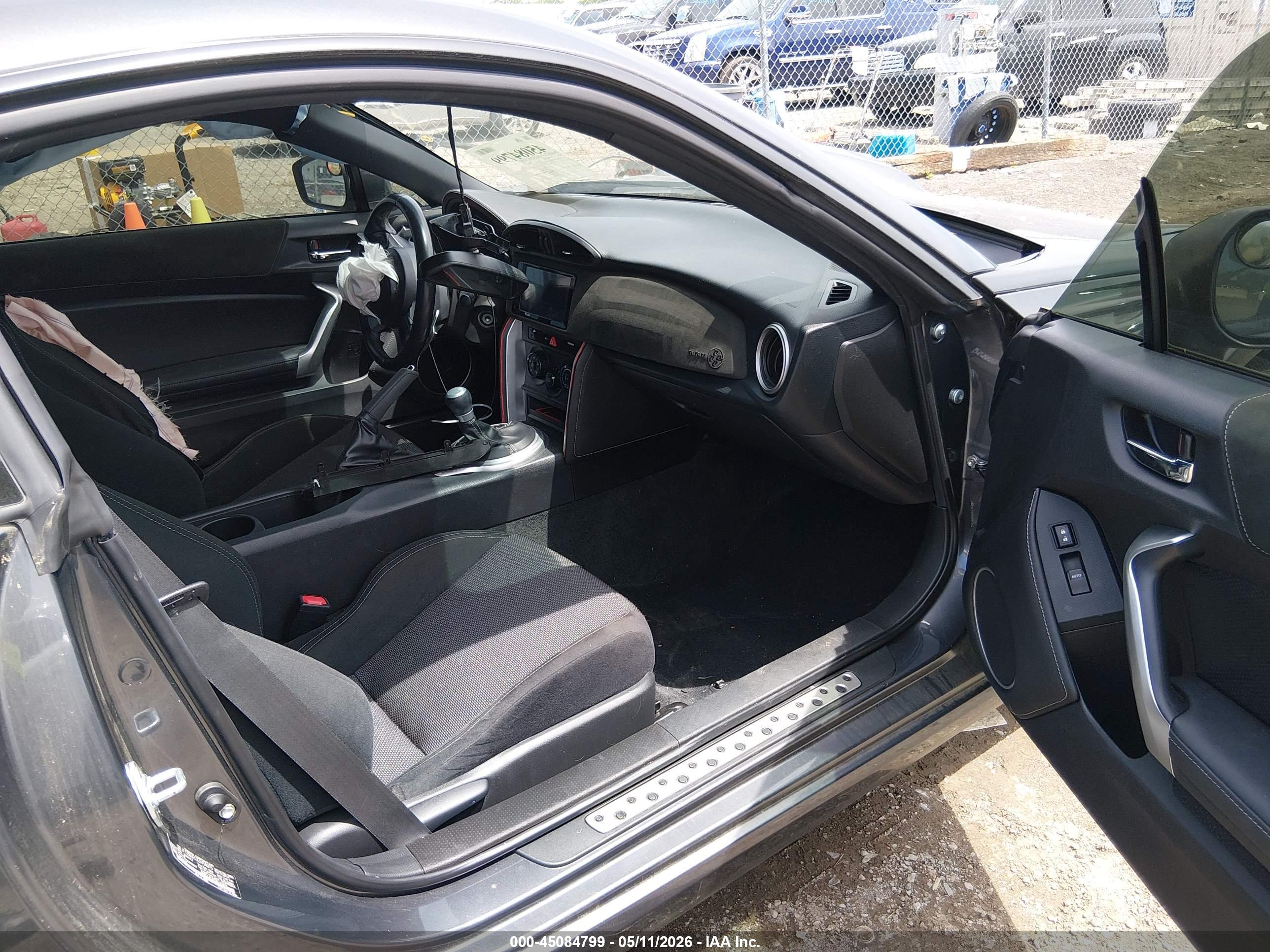 TOYOTA 86 image 5