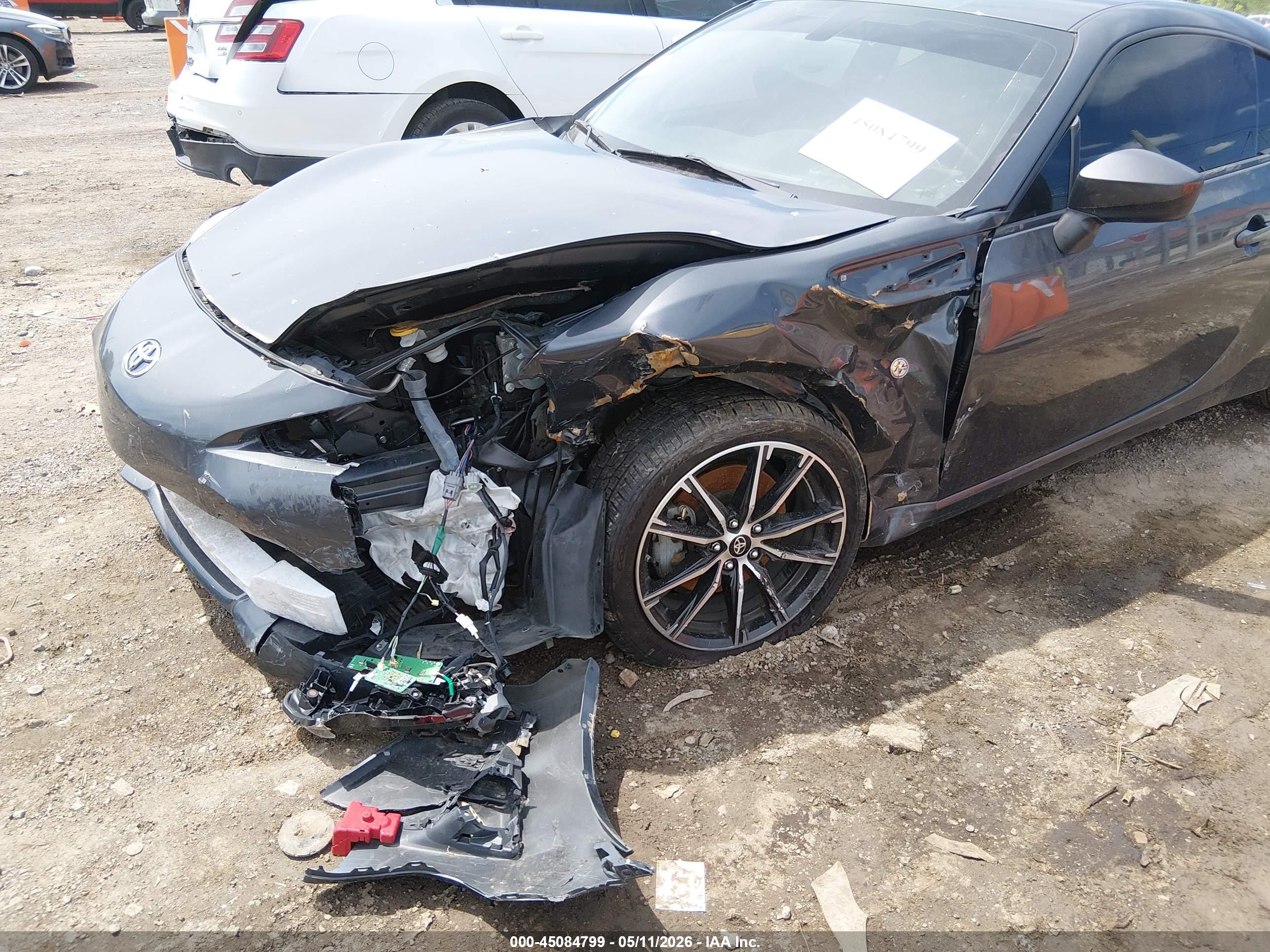 TOYOTA 86 image 6