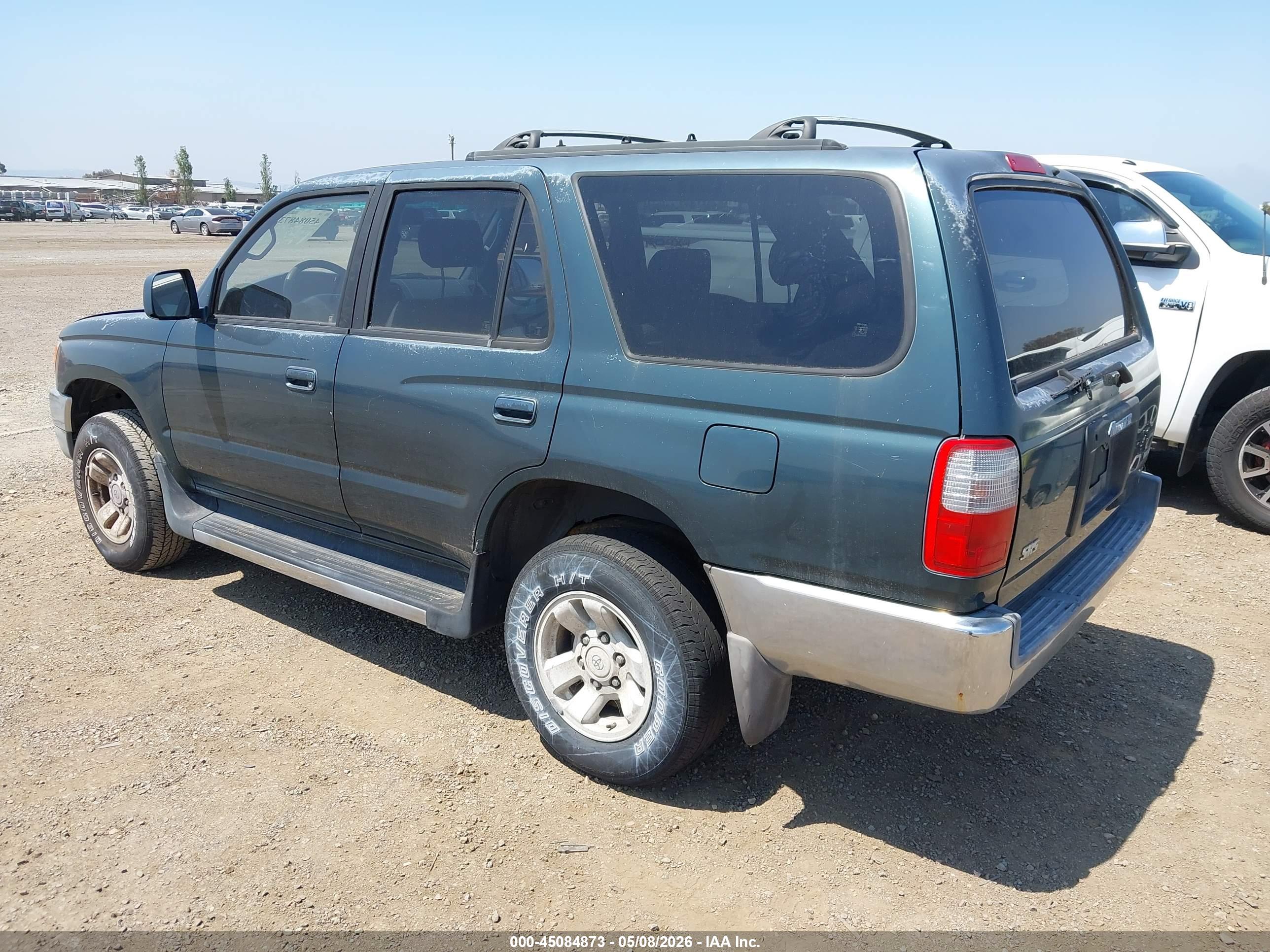 TOYOTA 4RUNNER image 3