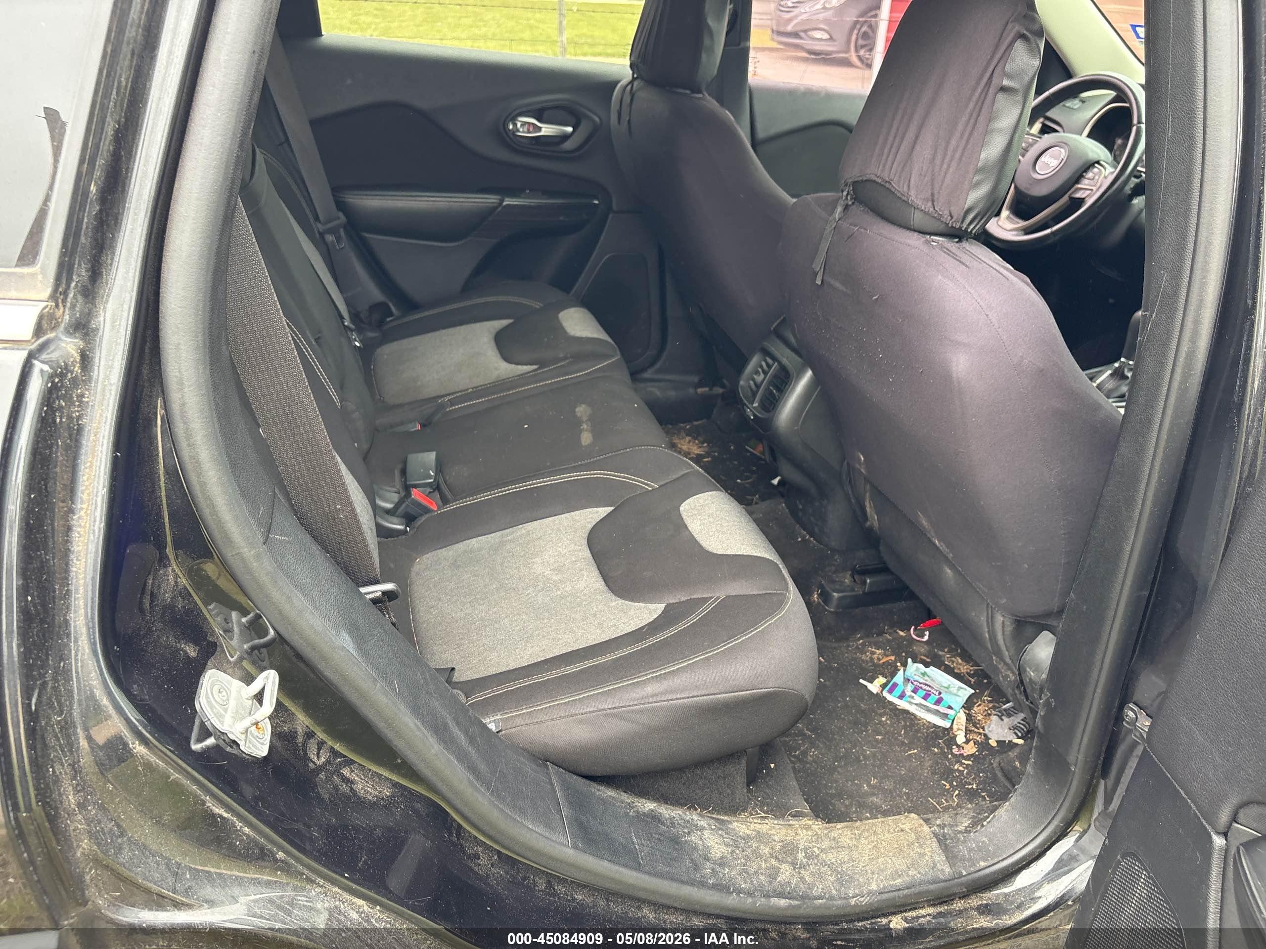 JEEP CHEROKEE image 8