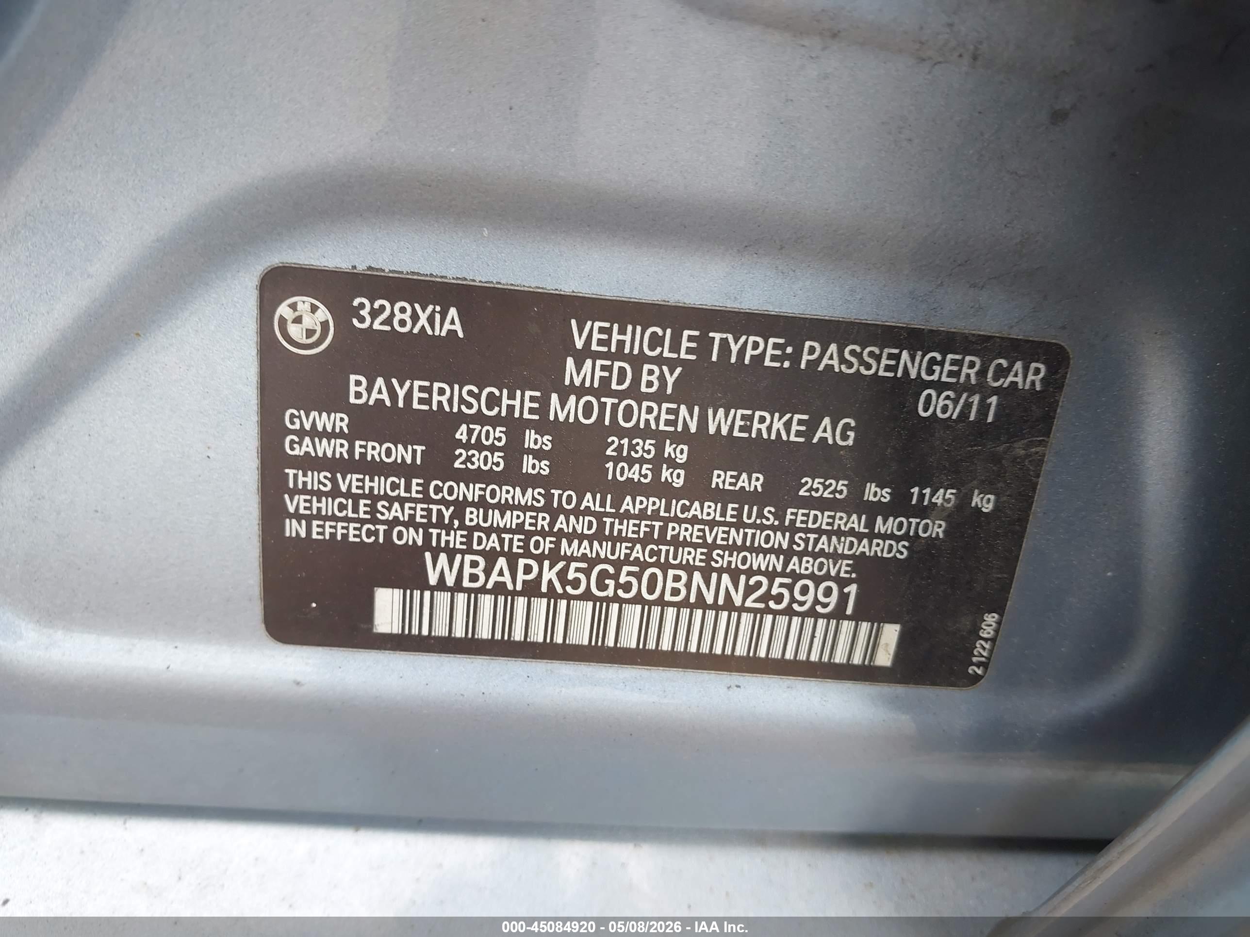 BMW 328I image 9