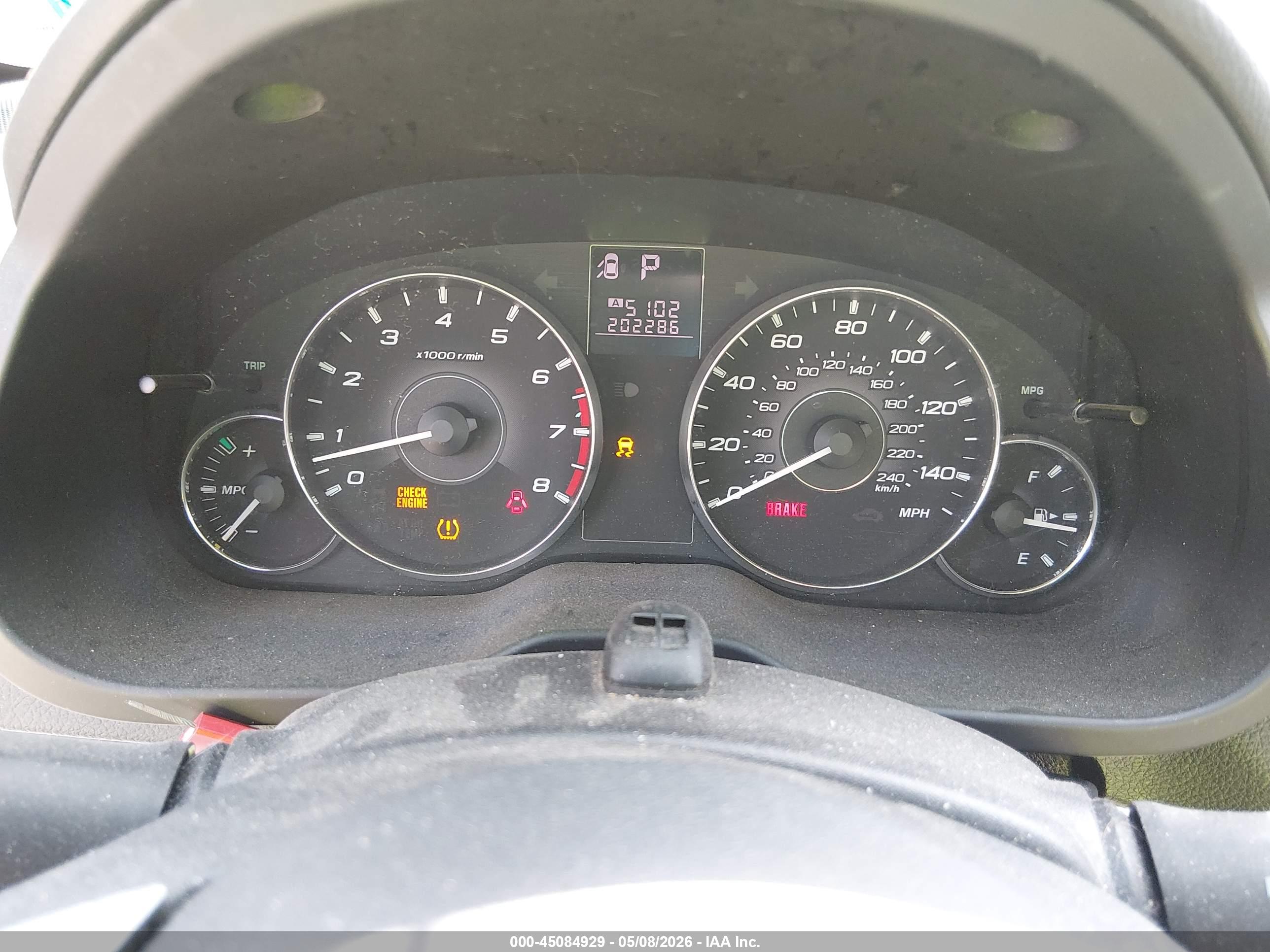 SUBARU OUTBACK image 7