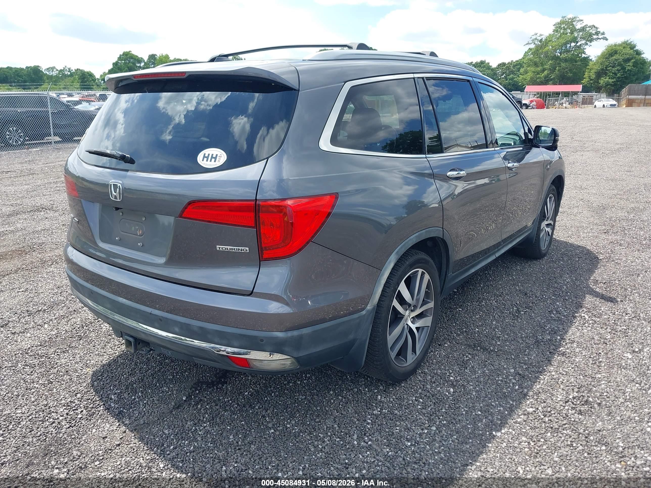 HONDA PILOT image 4