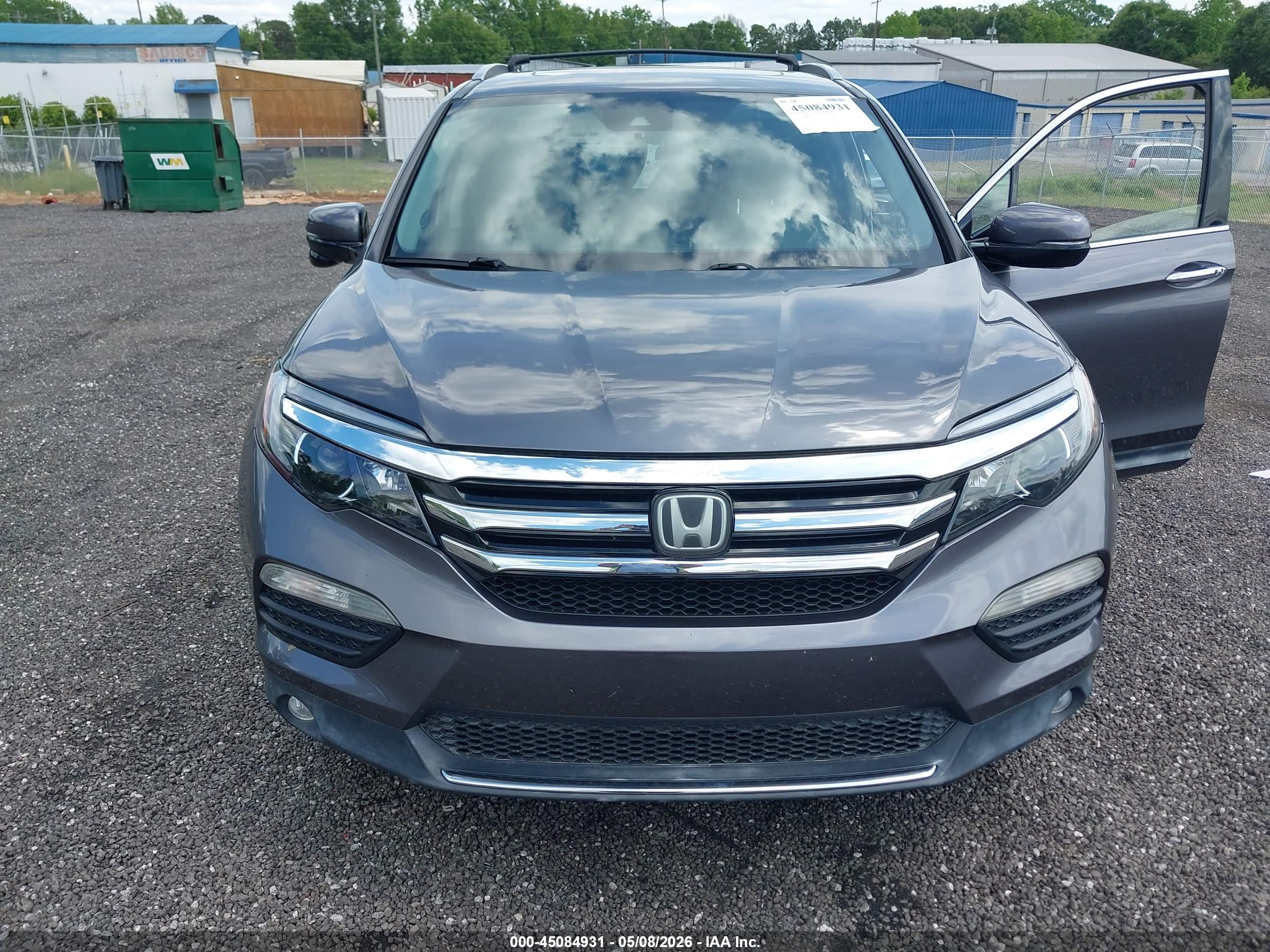 HONDA PILOT image 6