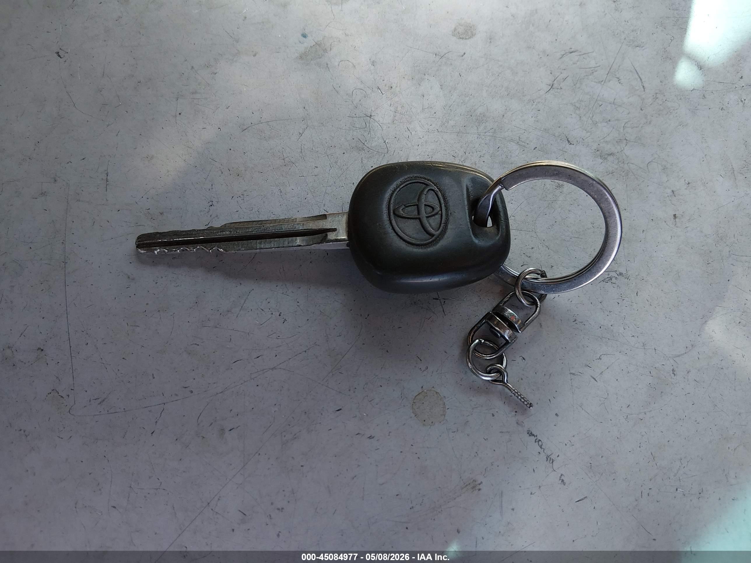 TOYOTA 4RUNNER image 11