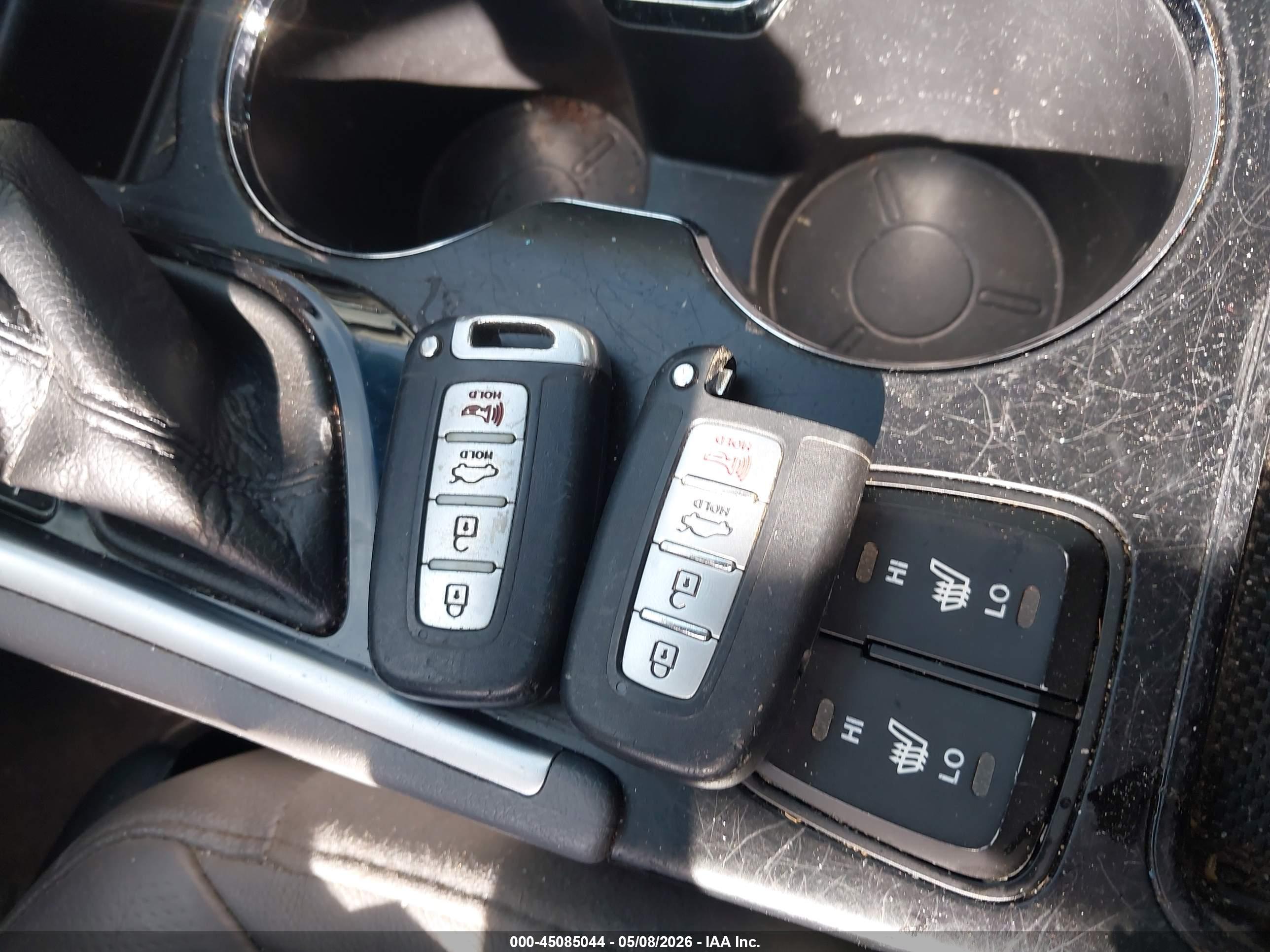 HYUNDAI SONATA image 11