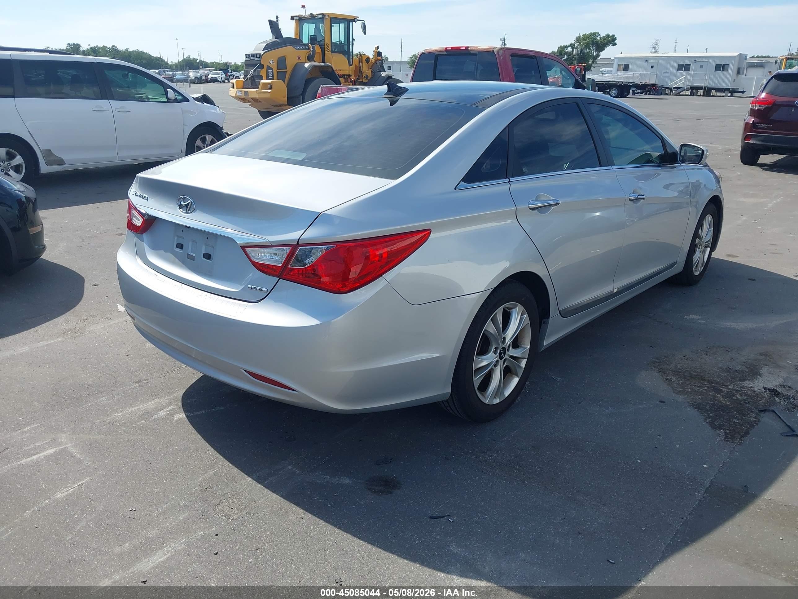 HYUNDAI SONATA image 4