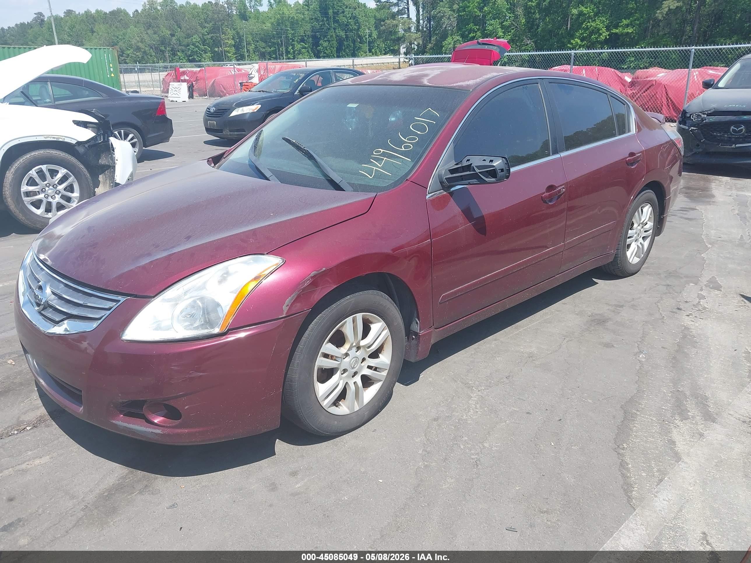 NISSAN ALTIMA image 2