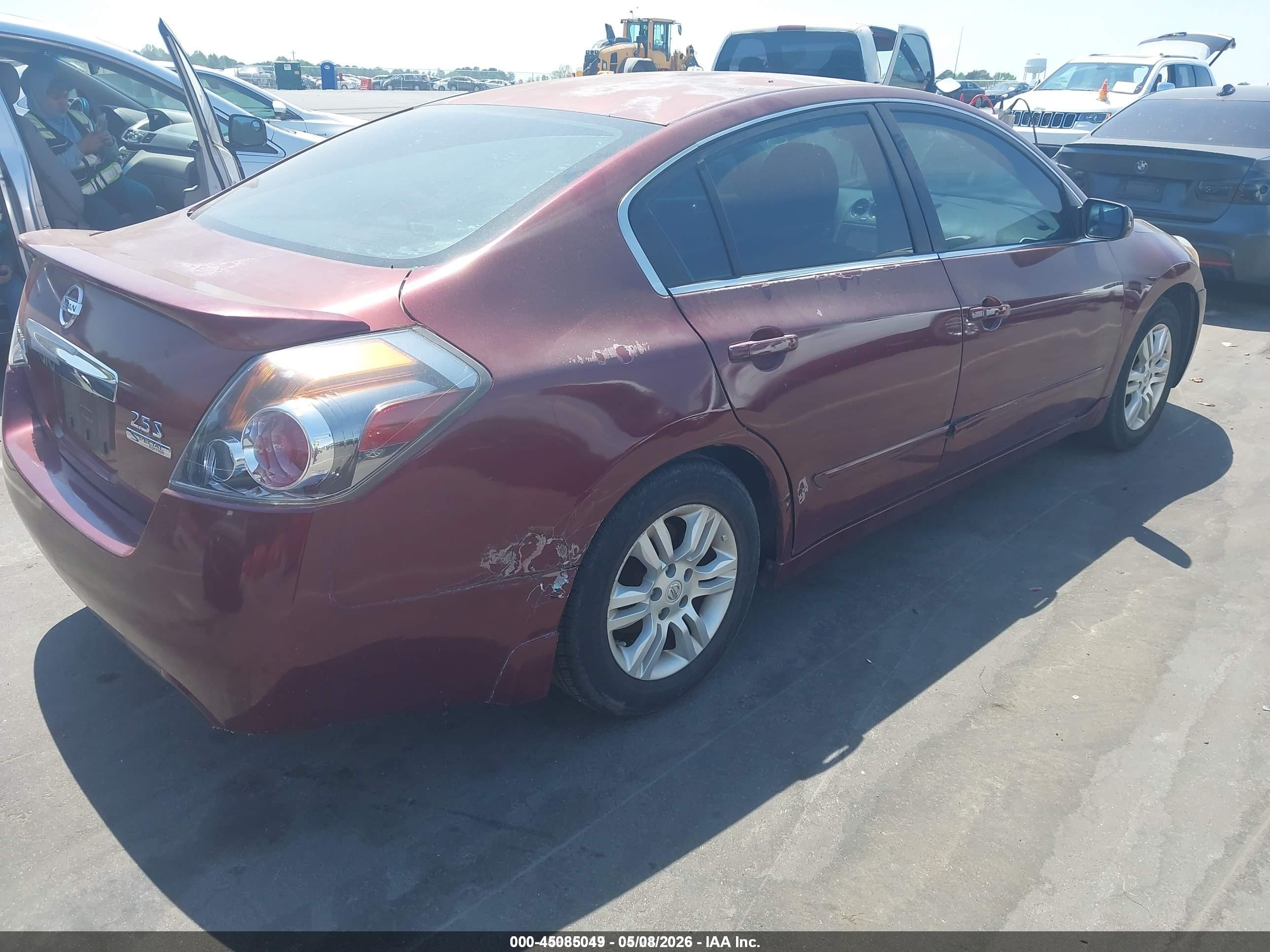 NISSAN ALTIMA image 4