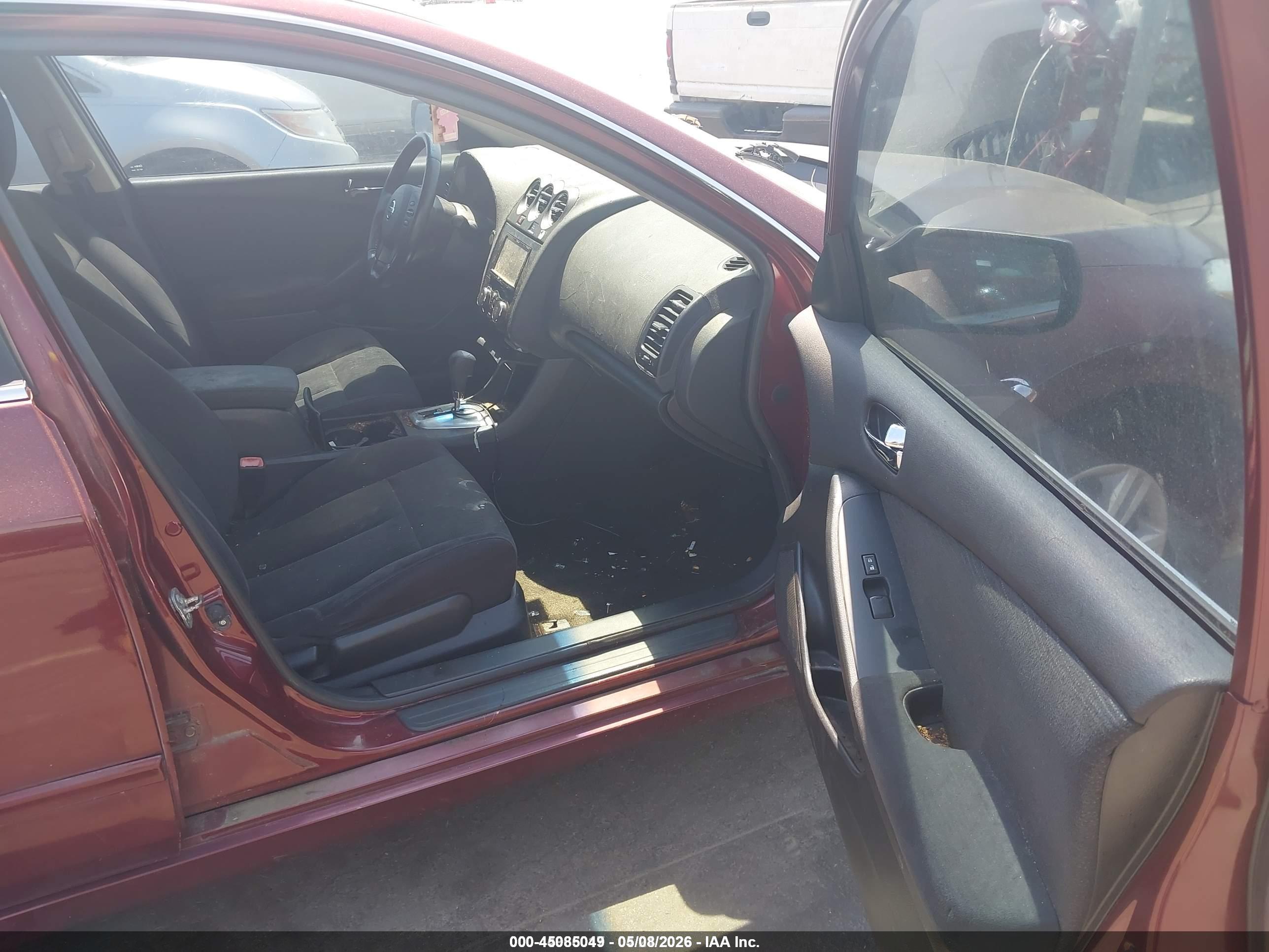 NISSAN ALTIMA image 5