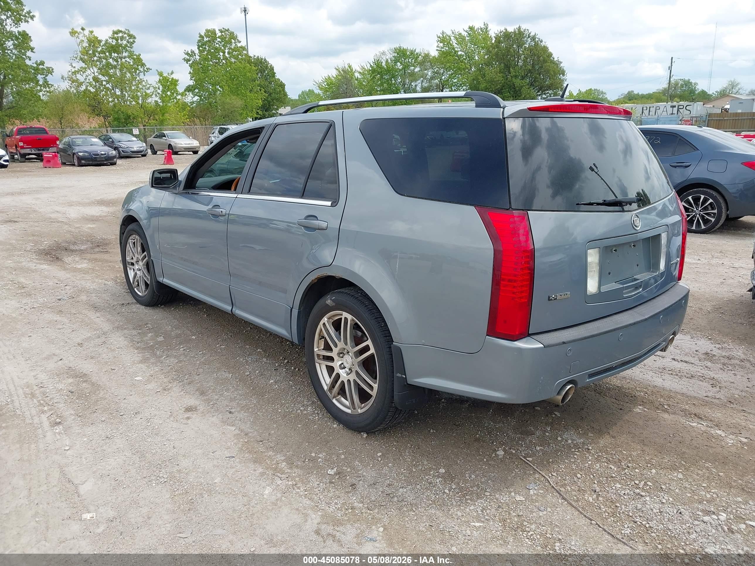 CADILLAC SRX image 3