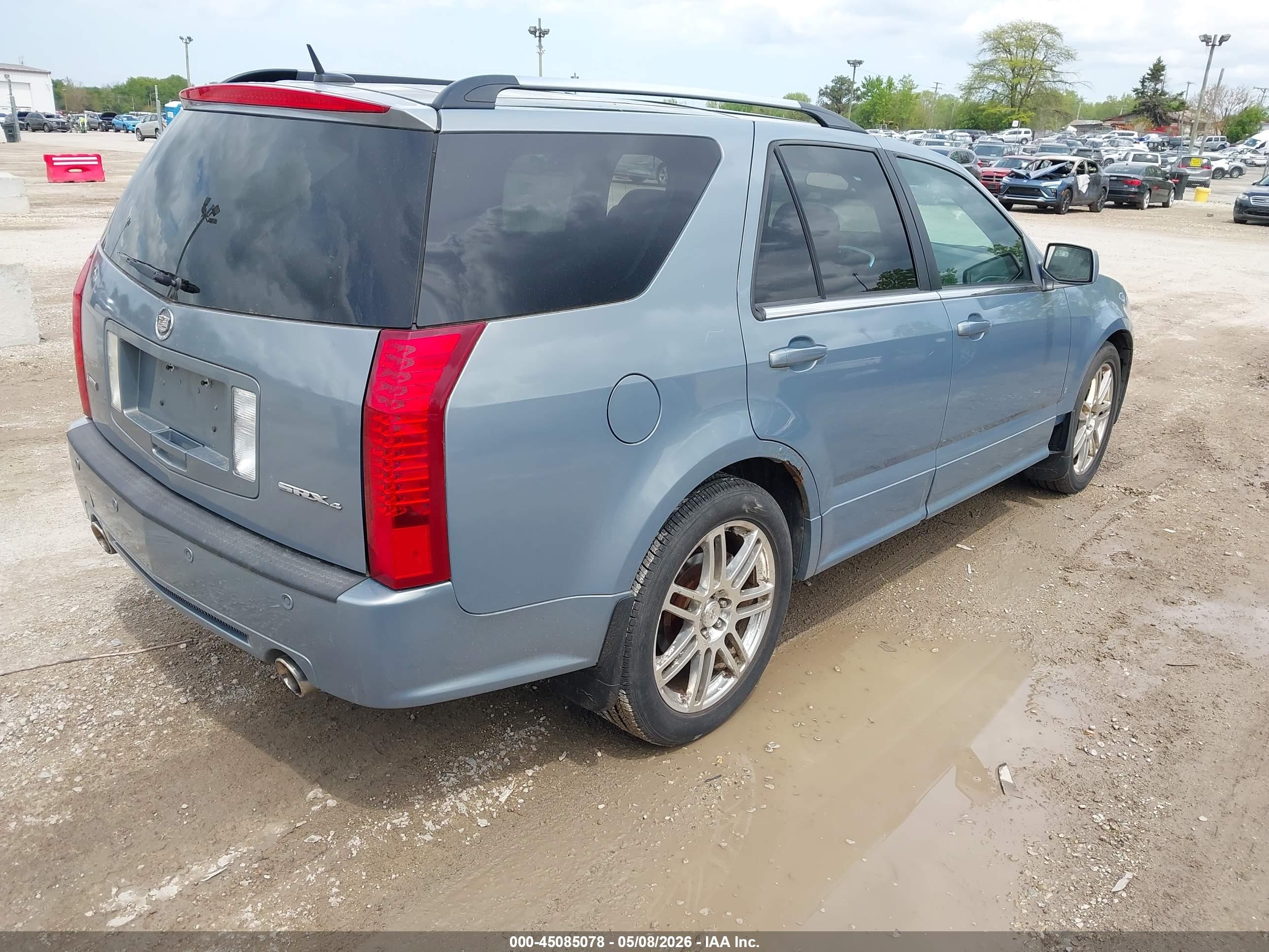 CADILLAC SRX image 4