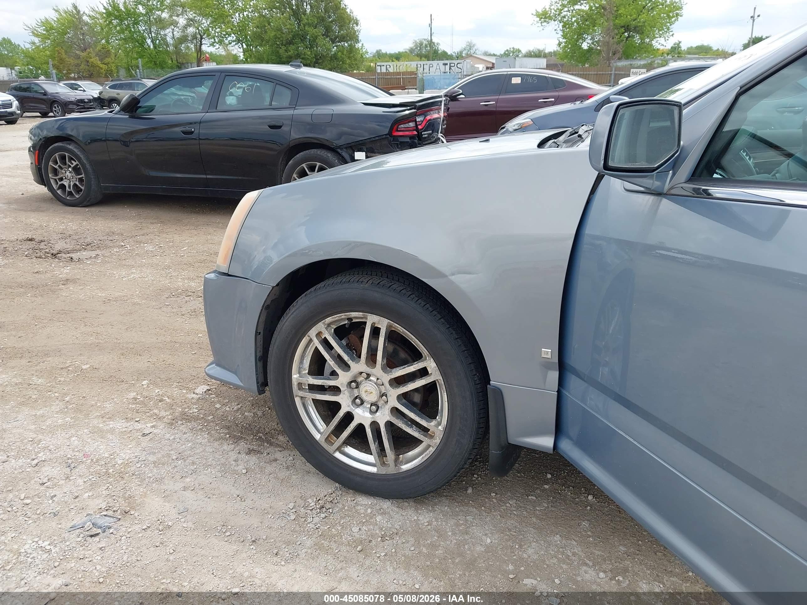 CADILLAC SRX image 6