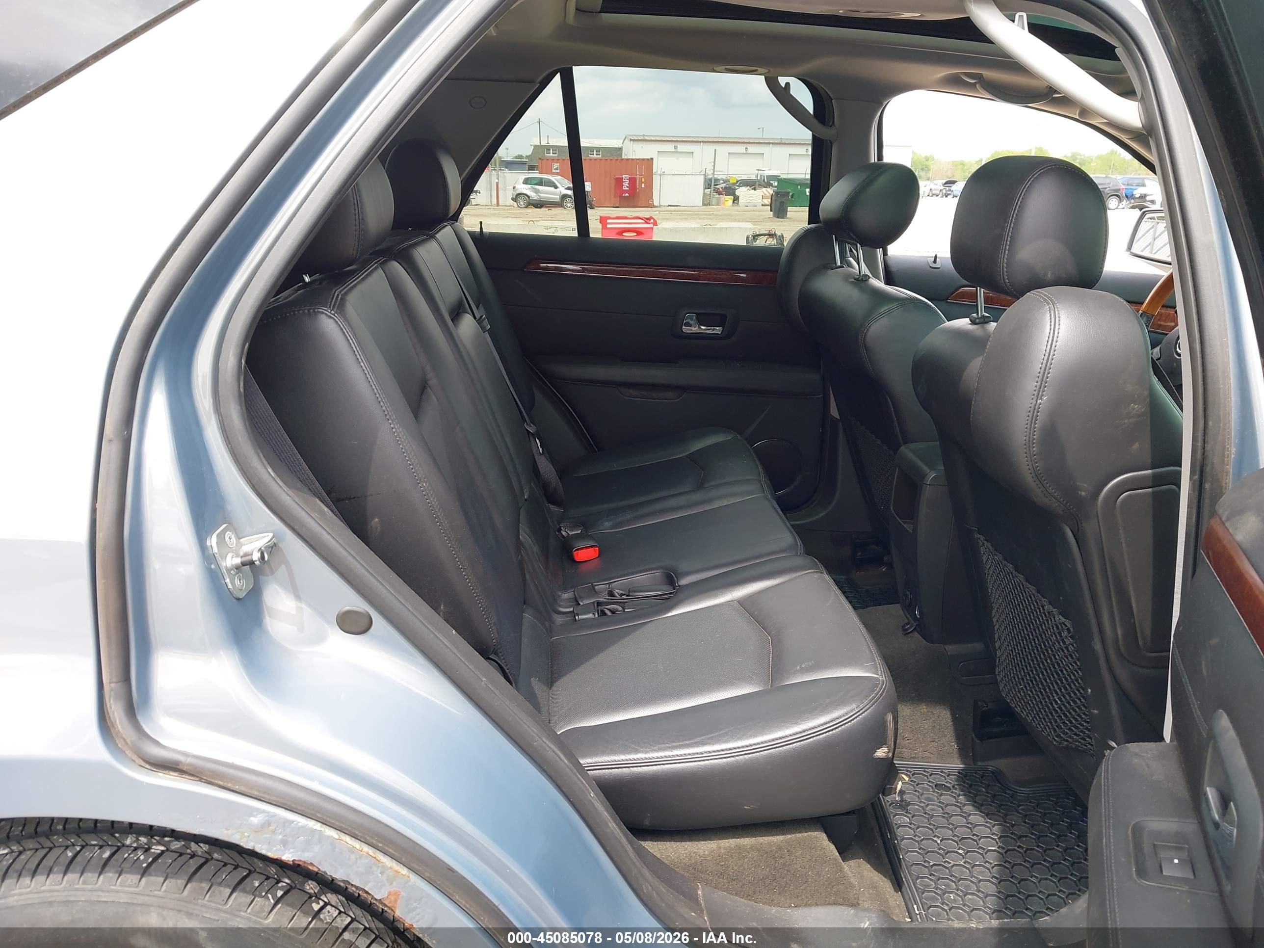 CADILLAC SRX image 8