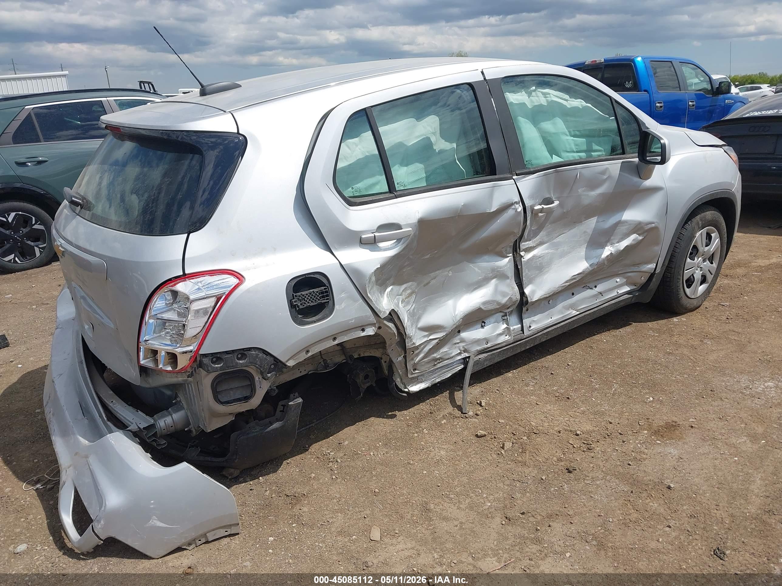 CHEVROLET TRAX image 4