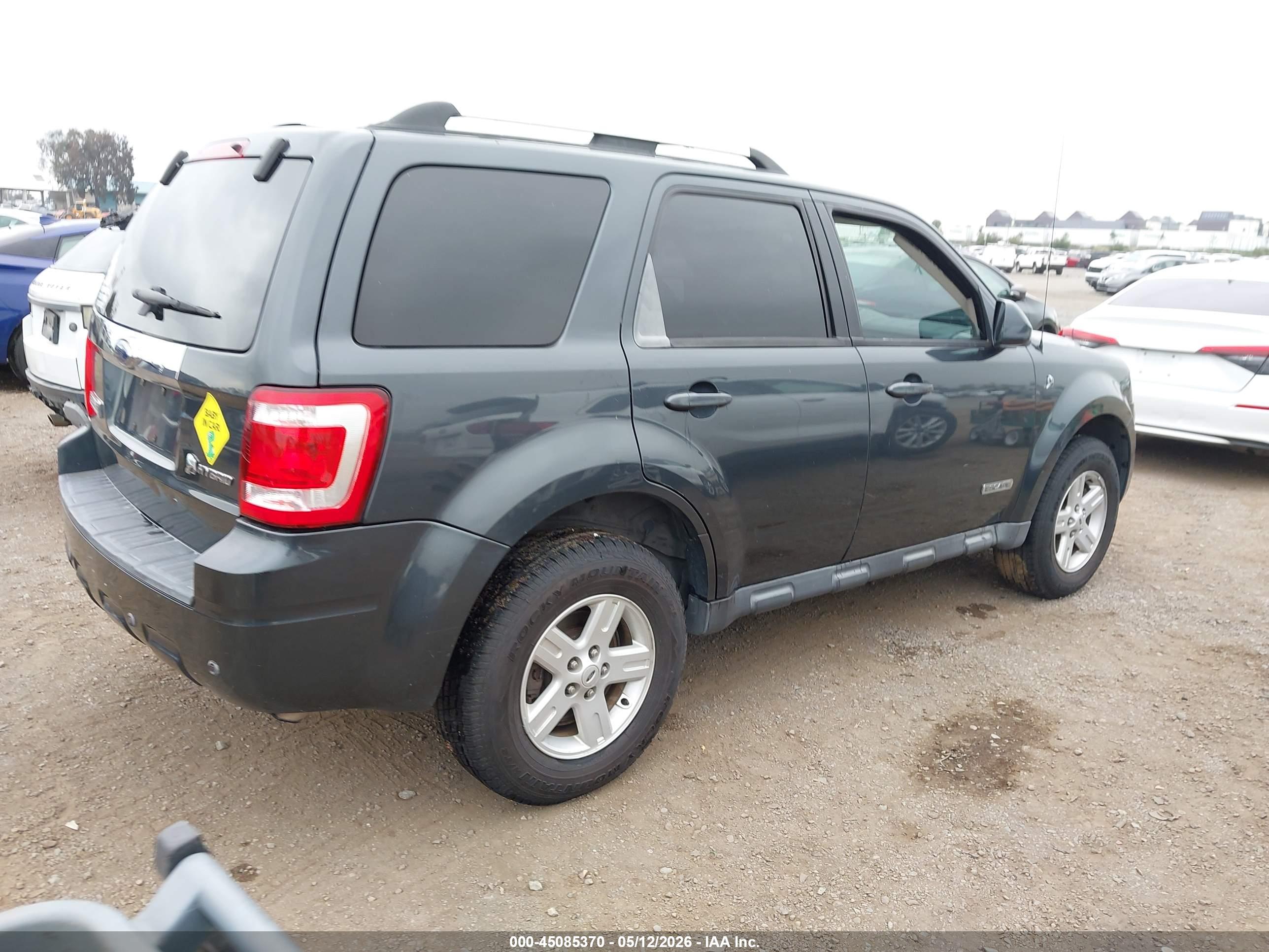 FORD ESCAPE image 4
