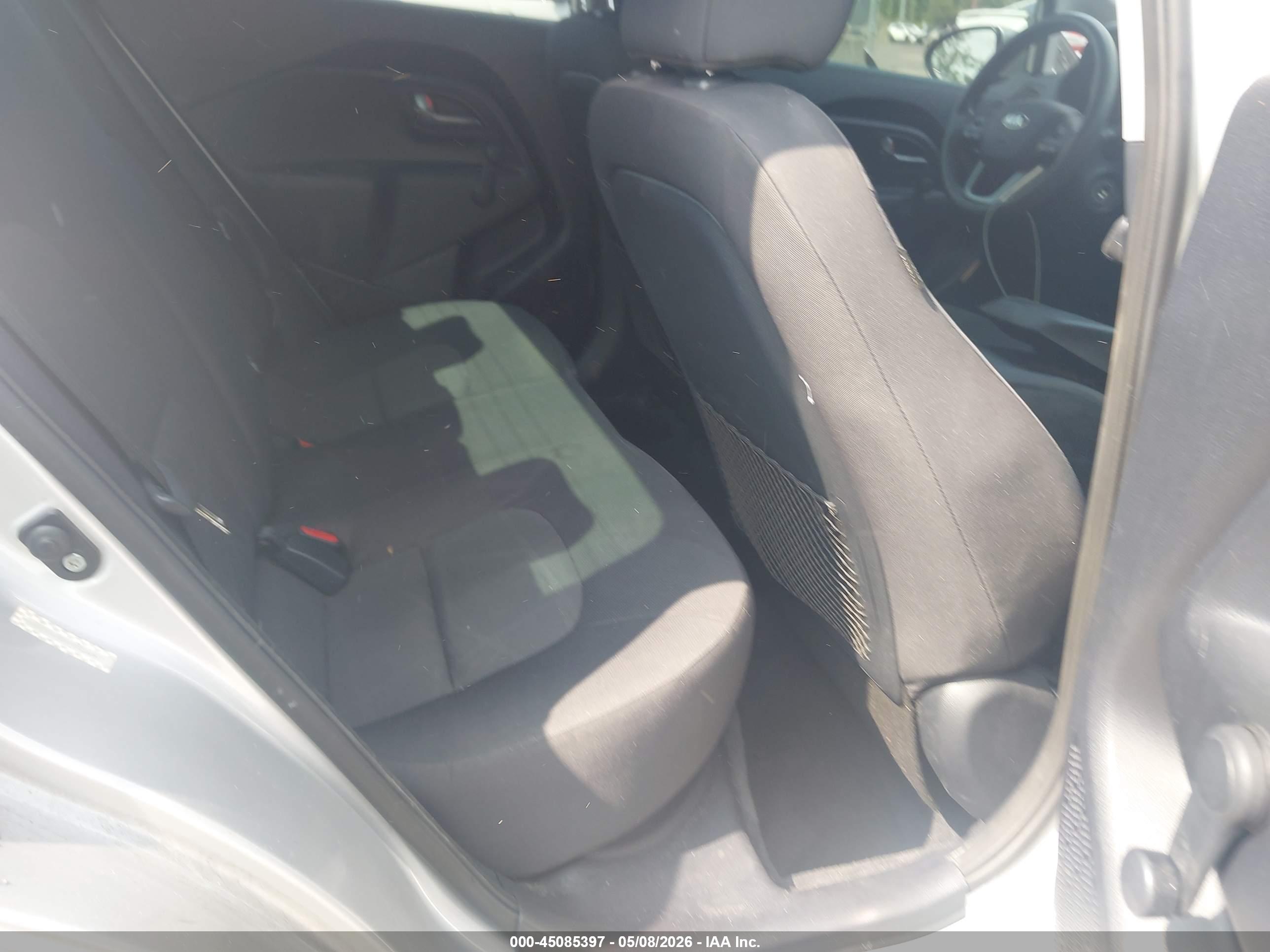 KIA RIO image 8
