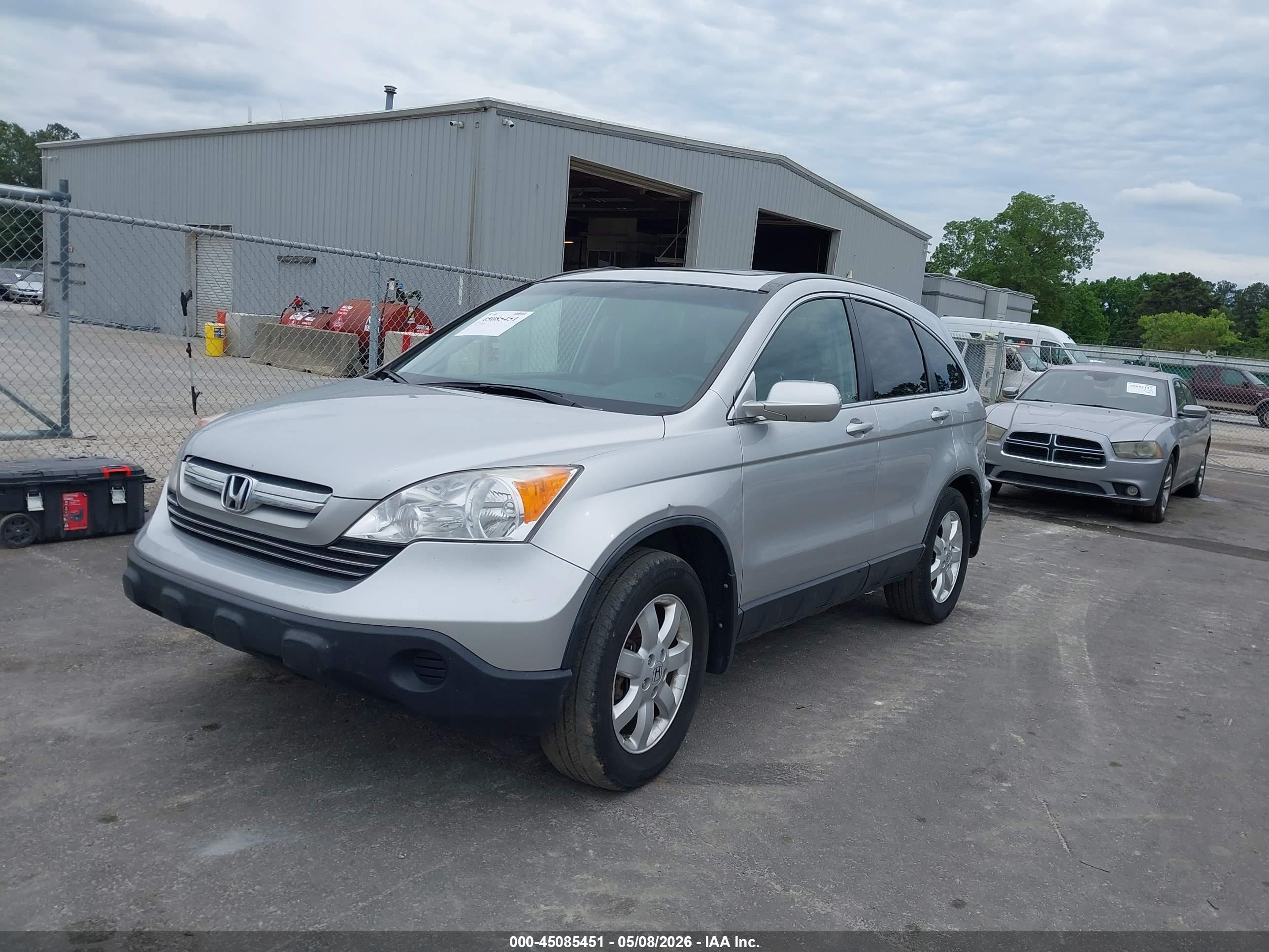 HONDA CR-V image 2
