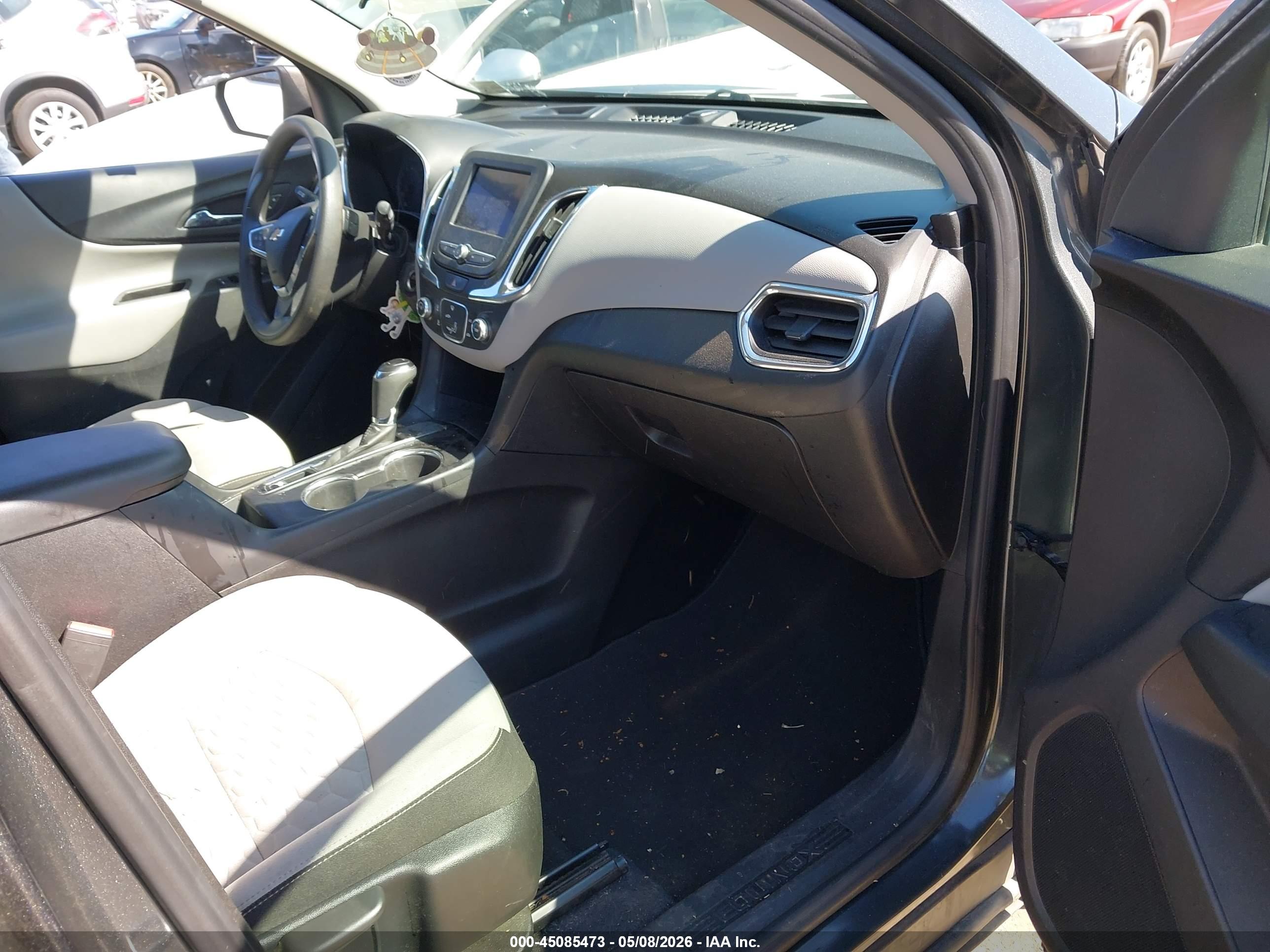 CHEVROLET EQUINOX image 5