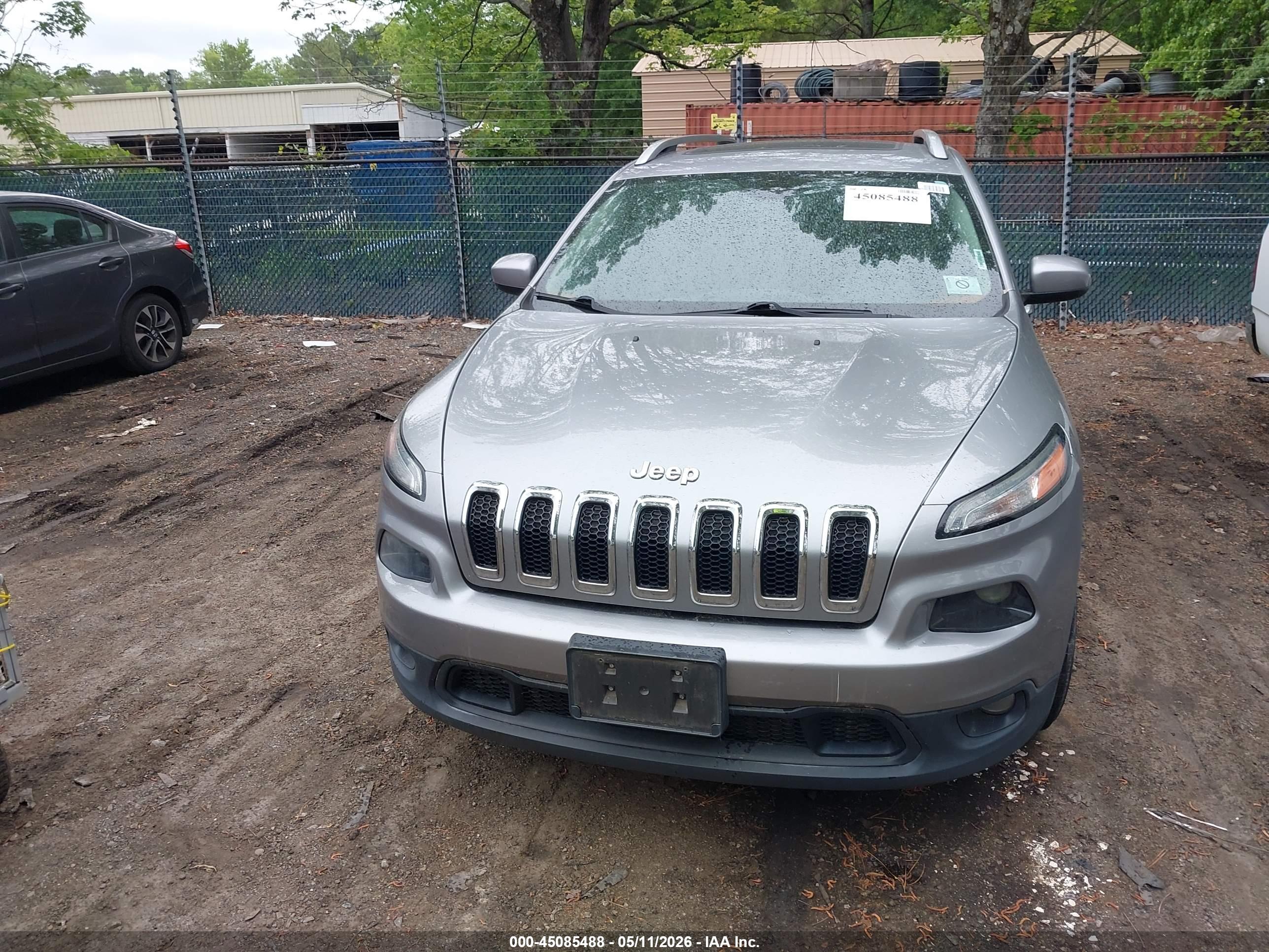 JEEP CHEROKEE image 6