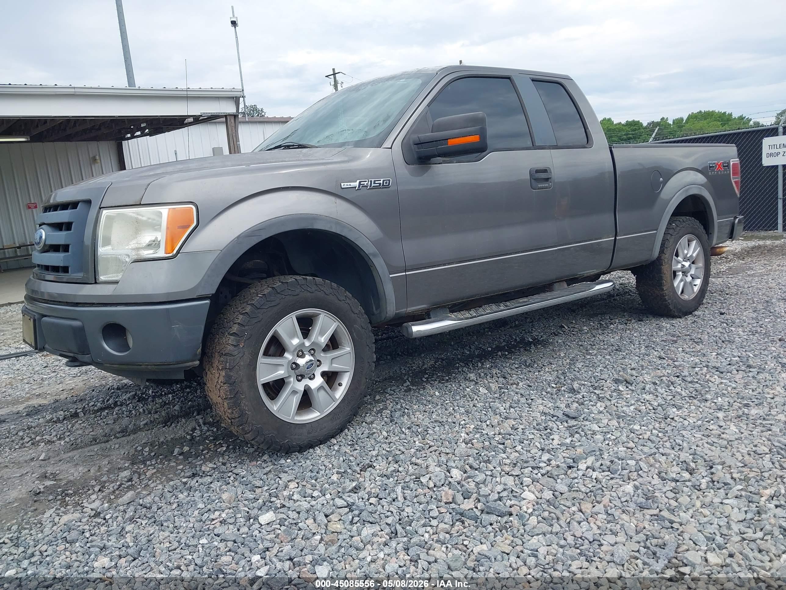 FORD F-150 image 2