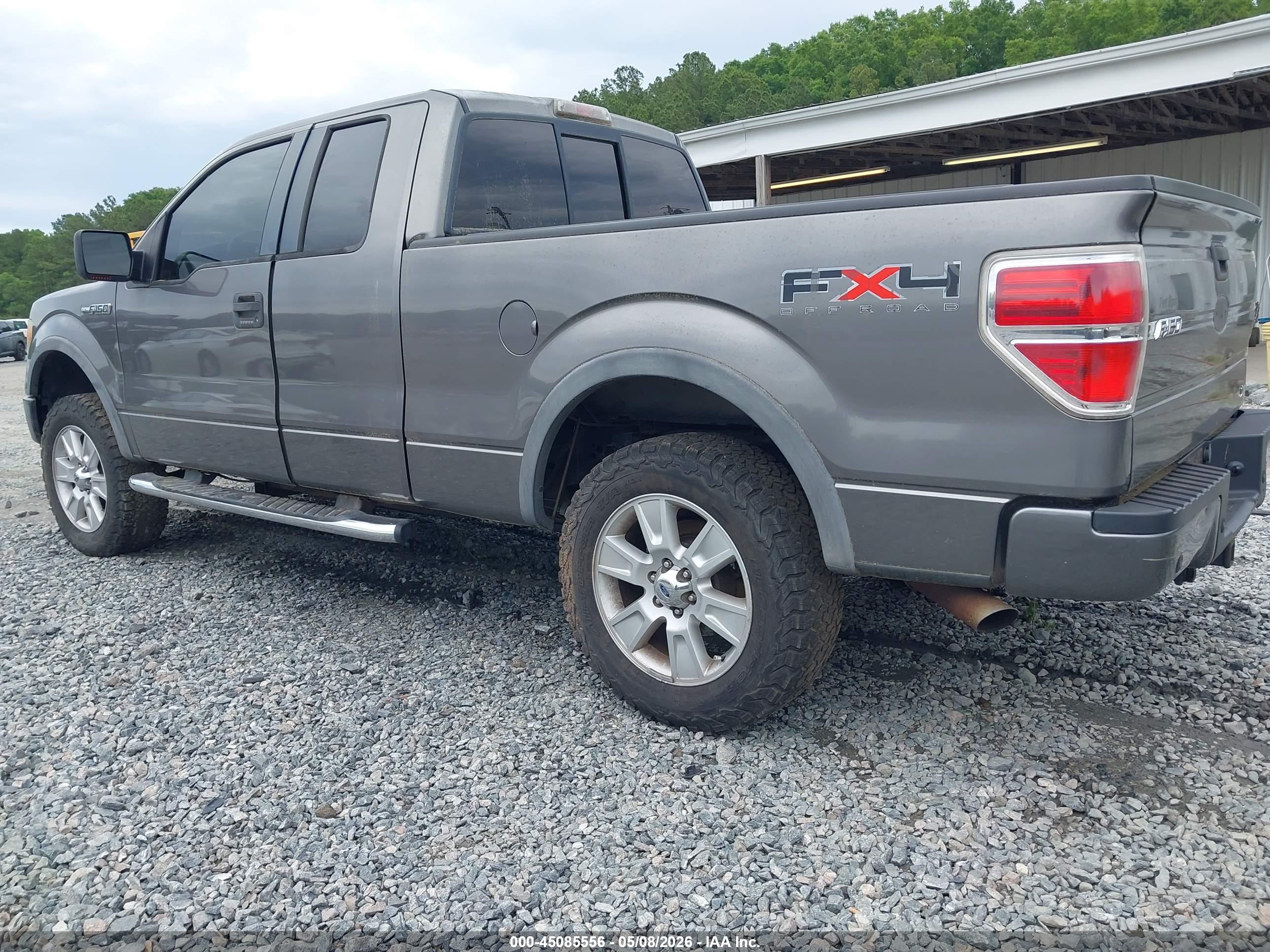 FORD F-150 image 3