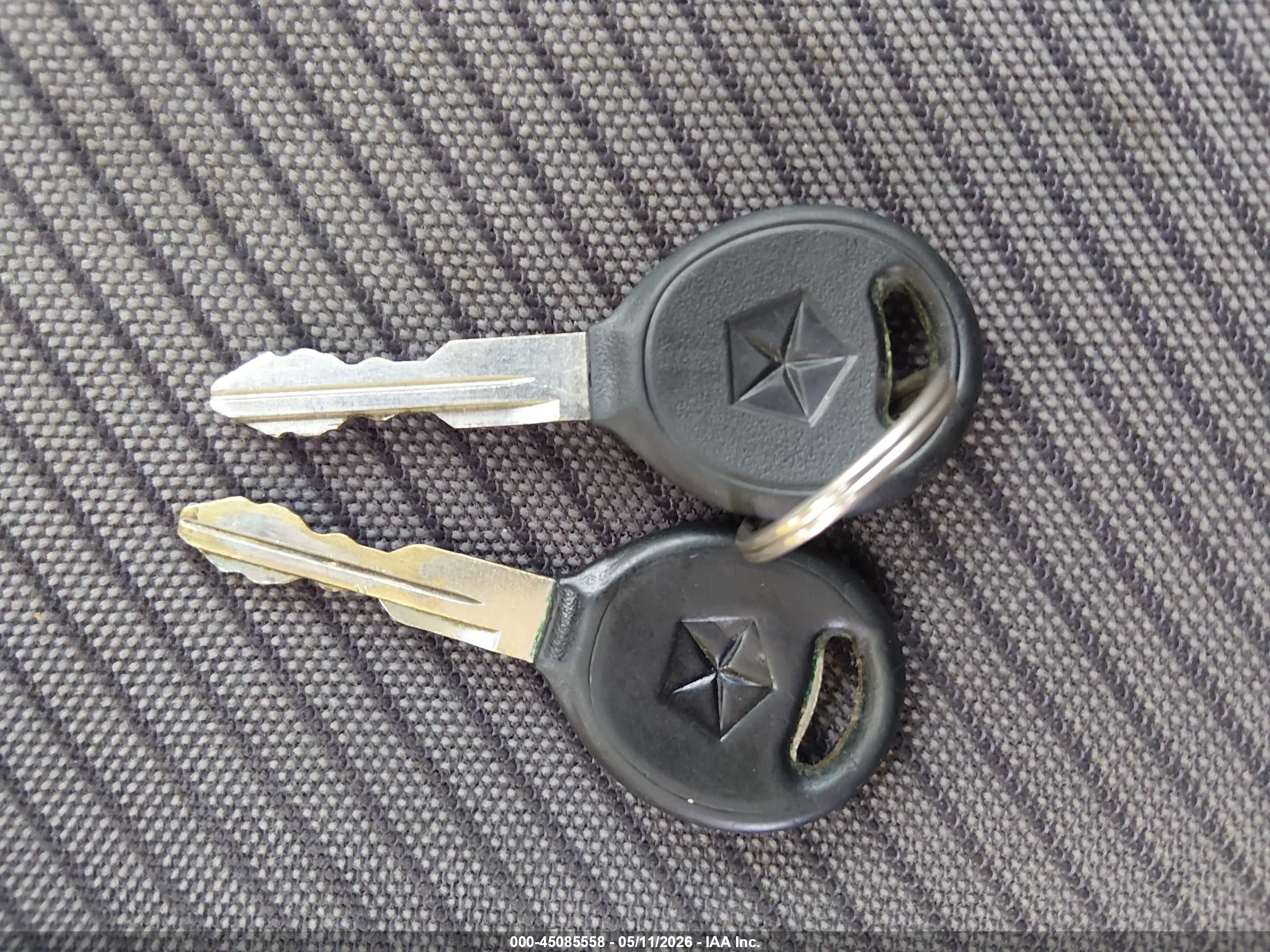 DODGE CARAVAN image 11