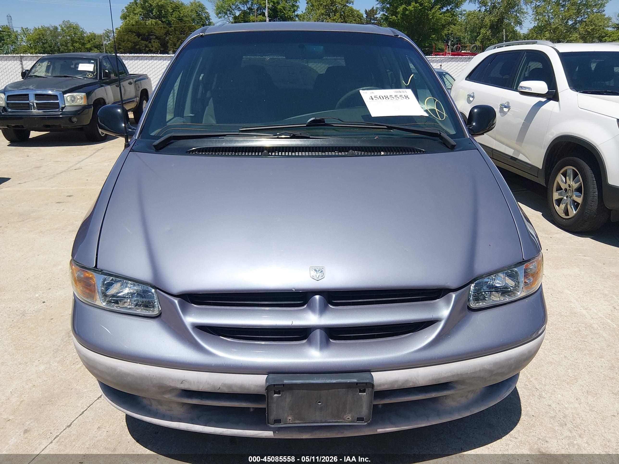 DODGE CARAVAN image 6