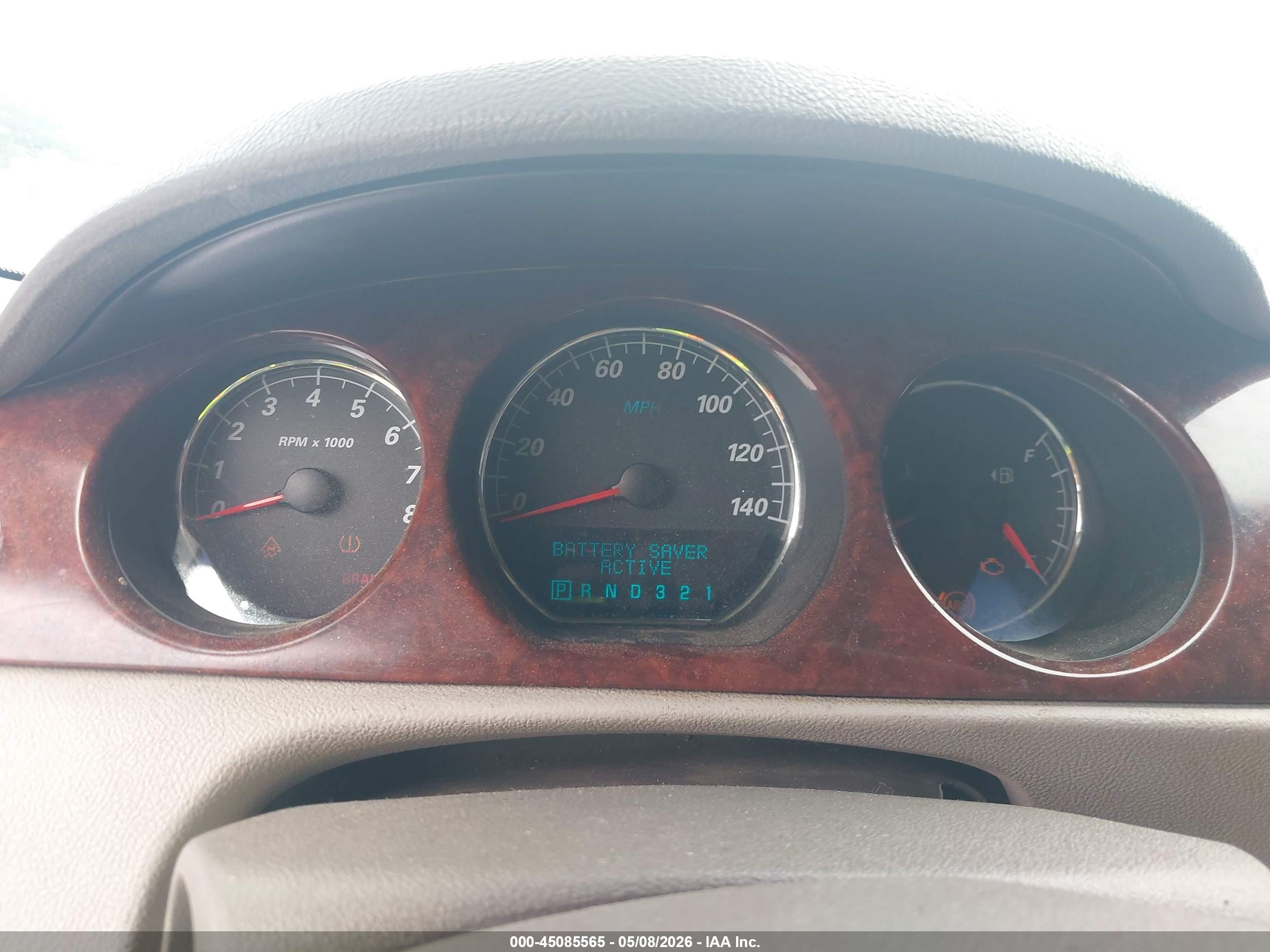 BUICK LUCERNE image 7