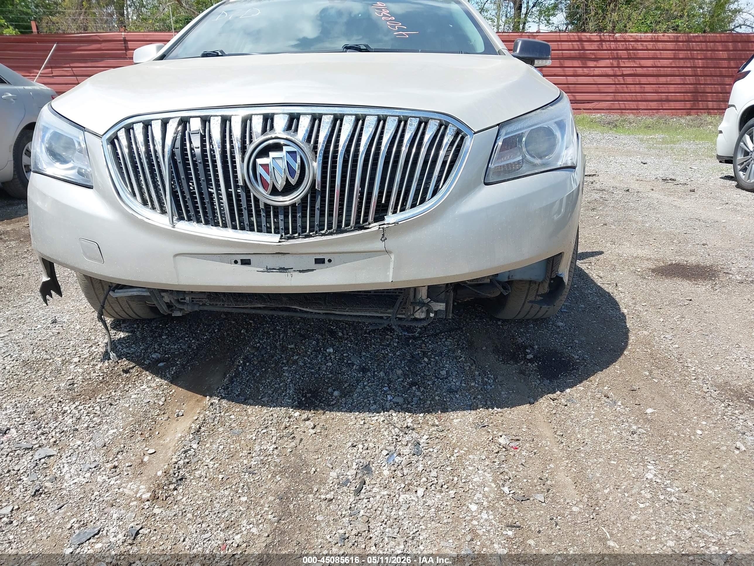 BUICK LACROSSE image 6