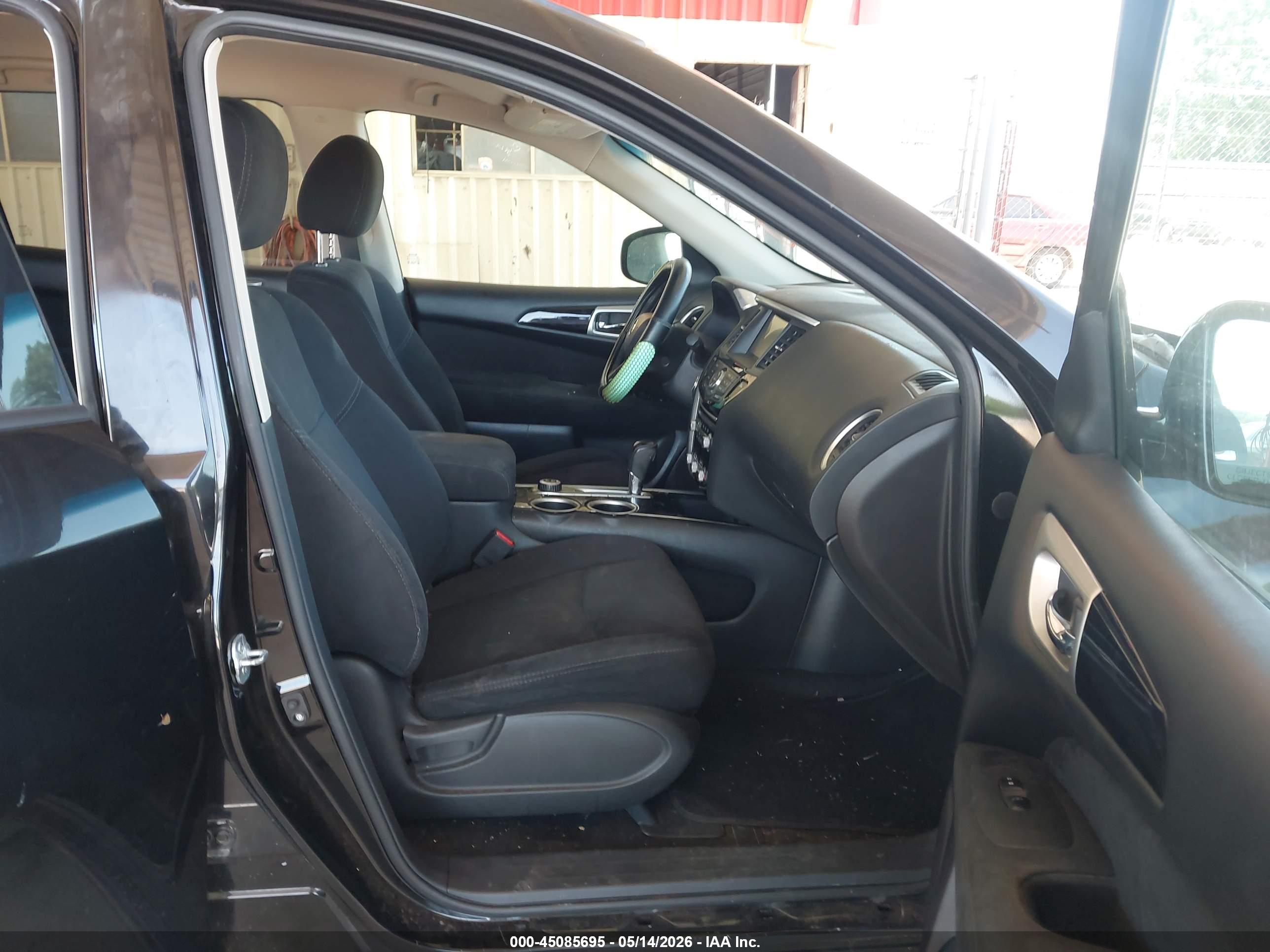 NISSAN PATHFINDER image 5