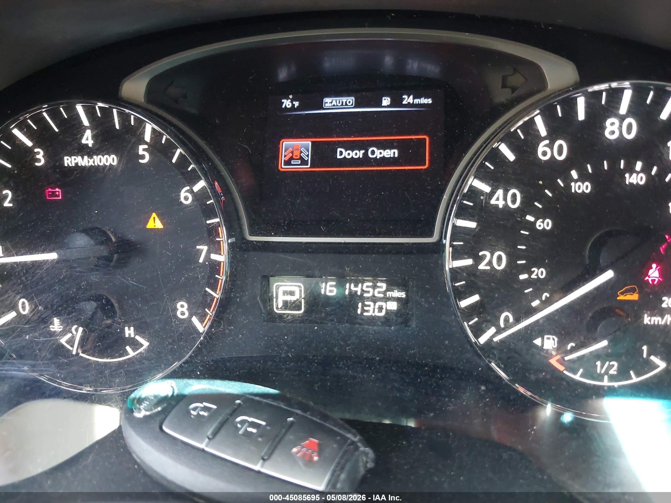 NISSAN PATHFINDER image 7