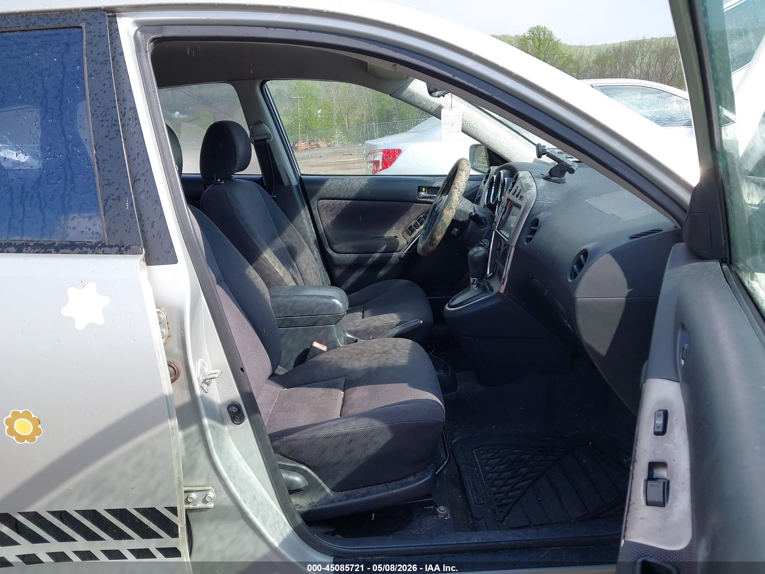 TOYOTA MATRIX image 5