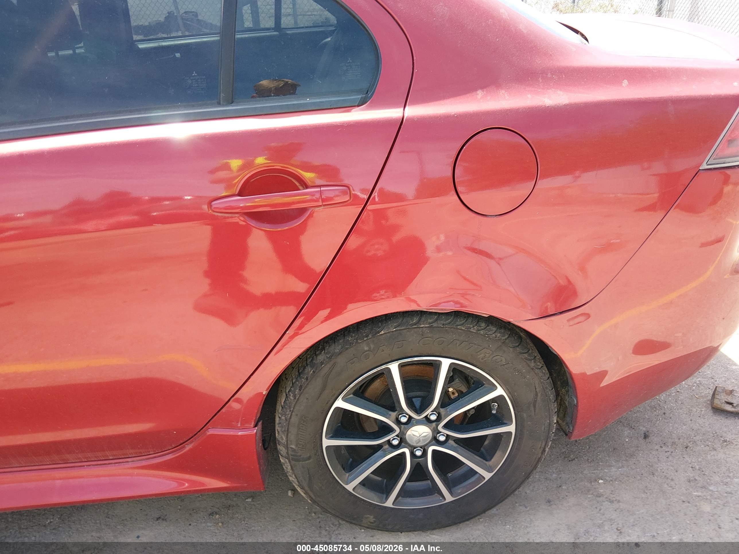 MITSUBISHI LANCER image 6