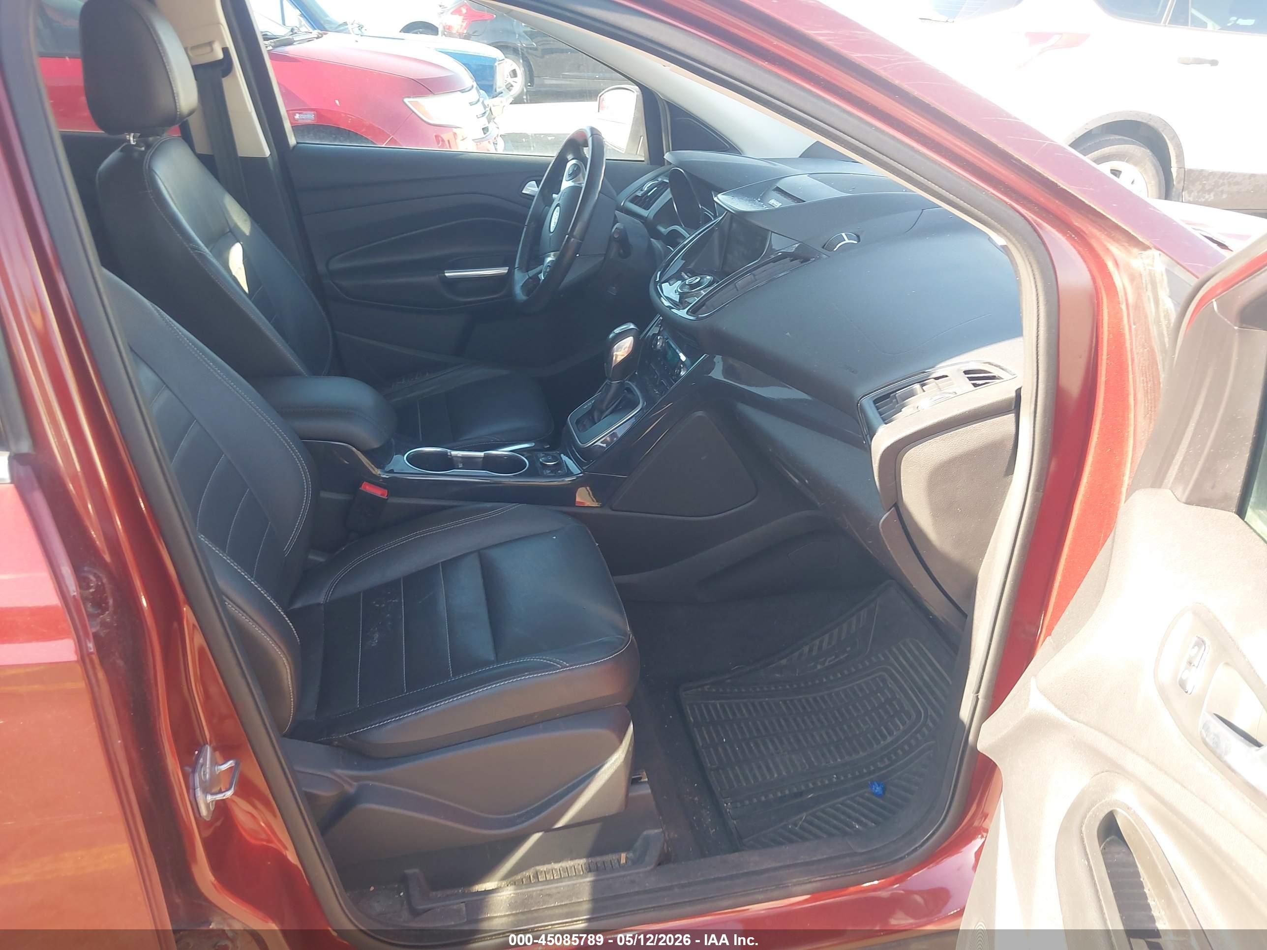 FORD ESCAPE image 5