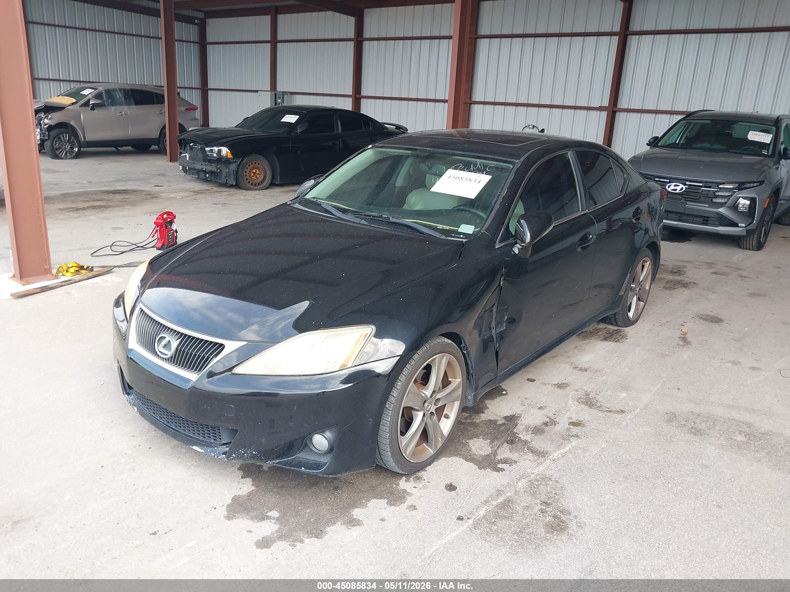 LEXUS IS image 2