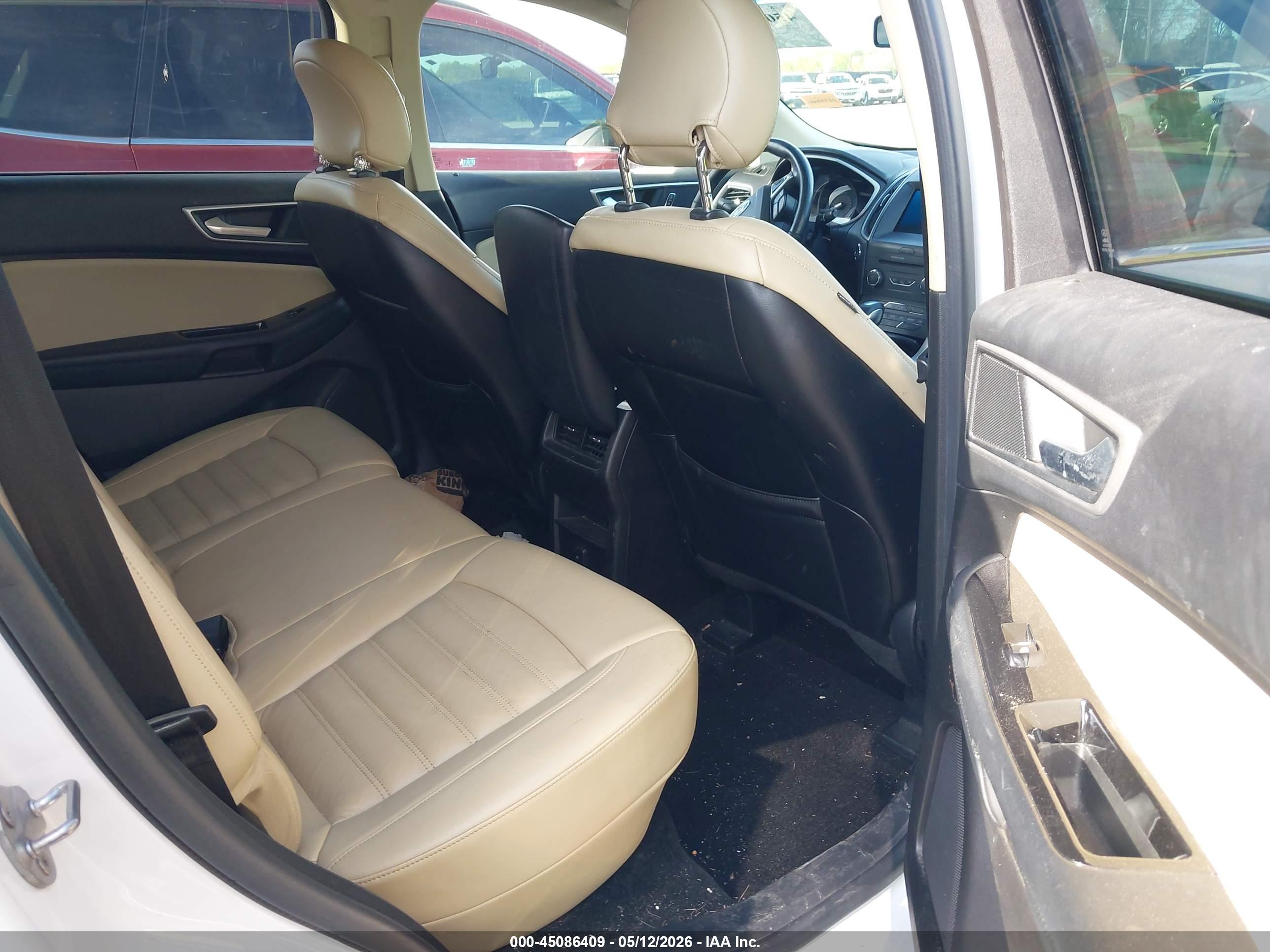 FORD EDGE image 8