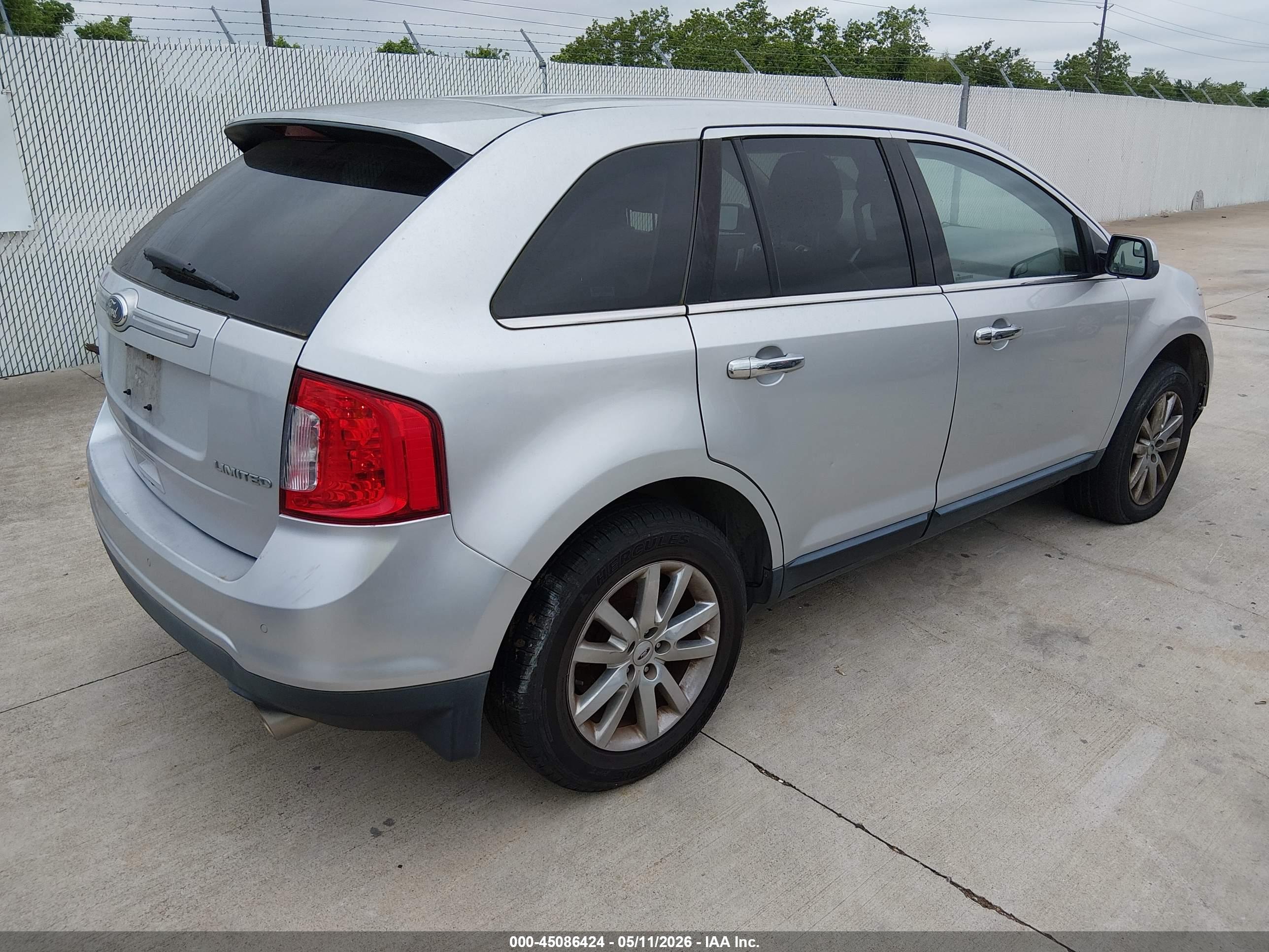 FORD EDGE image 4
